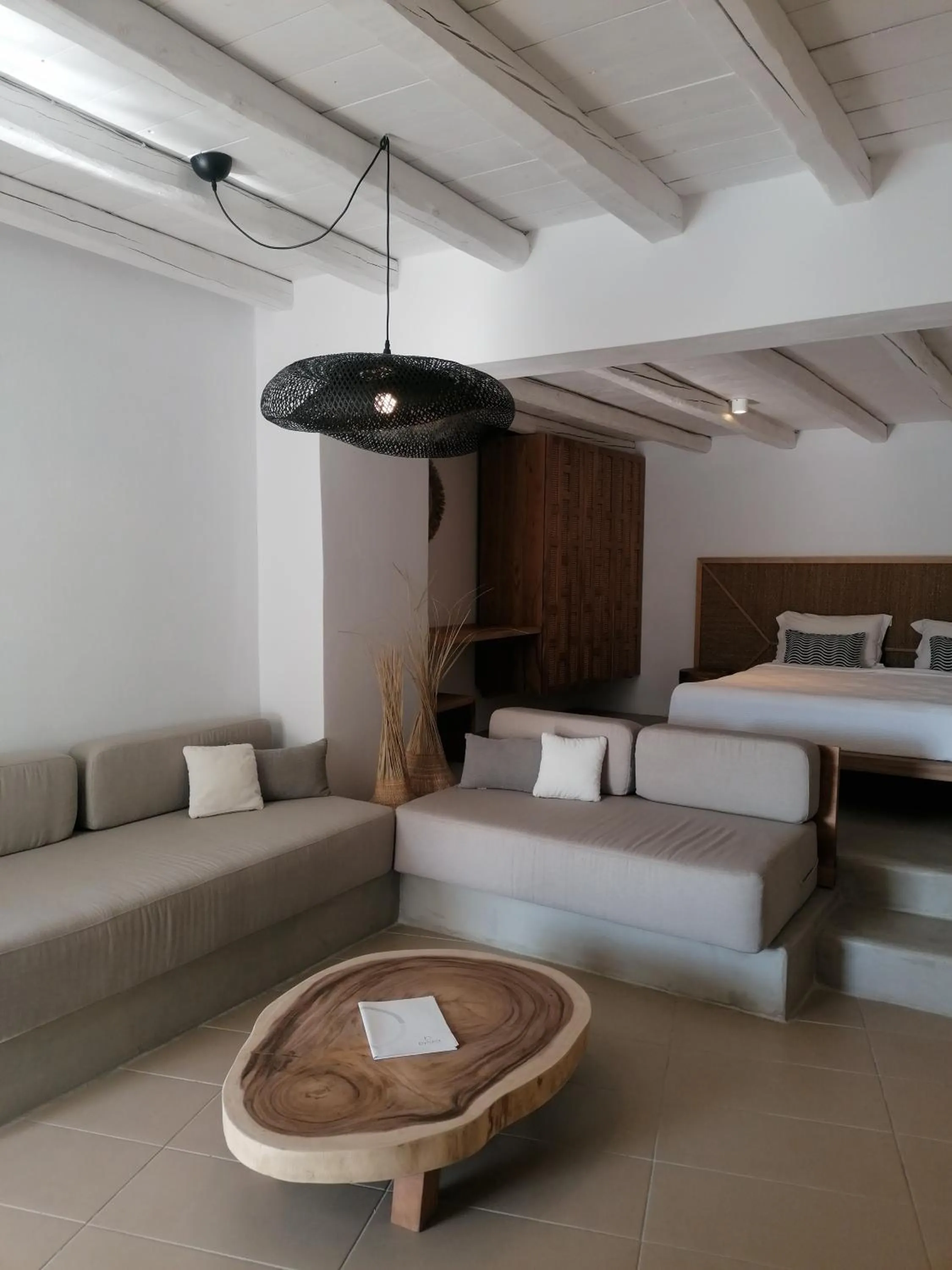 TV and multimedia in Pylaia Boutique Hotel & Spa