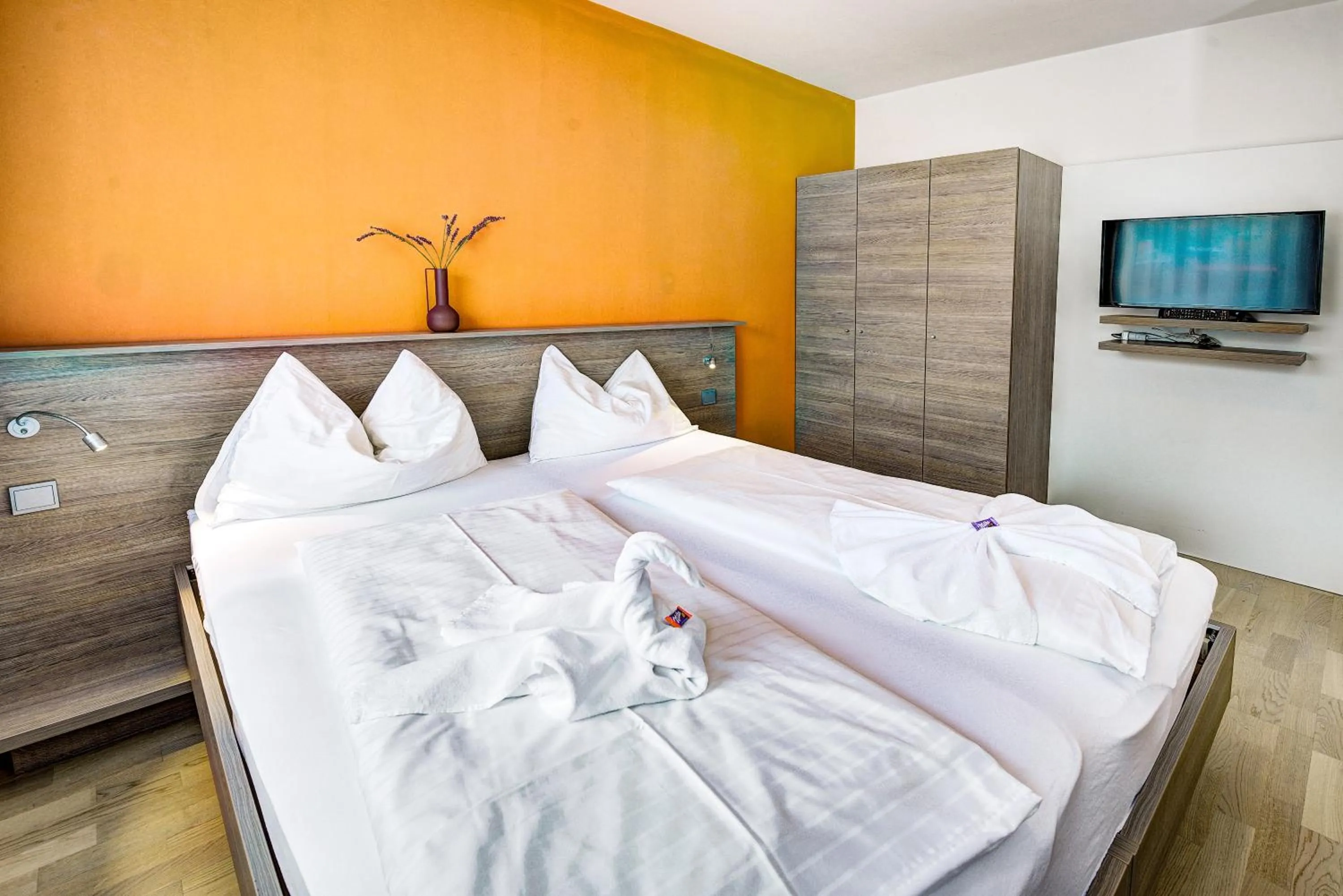 Photo of the whole room, Bed in Hotel Hofmann