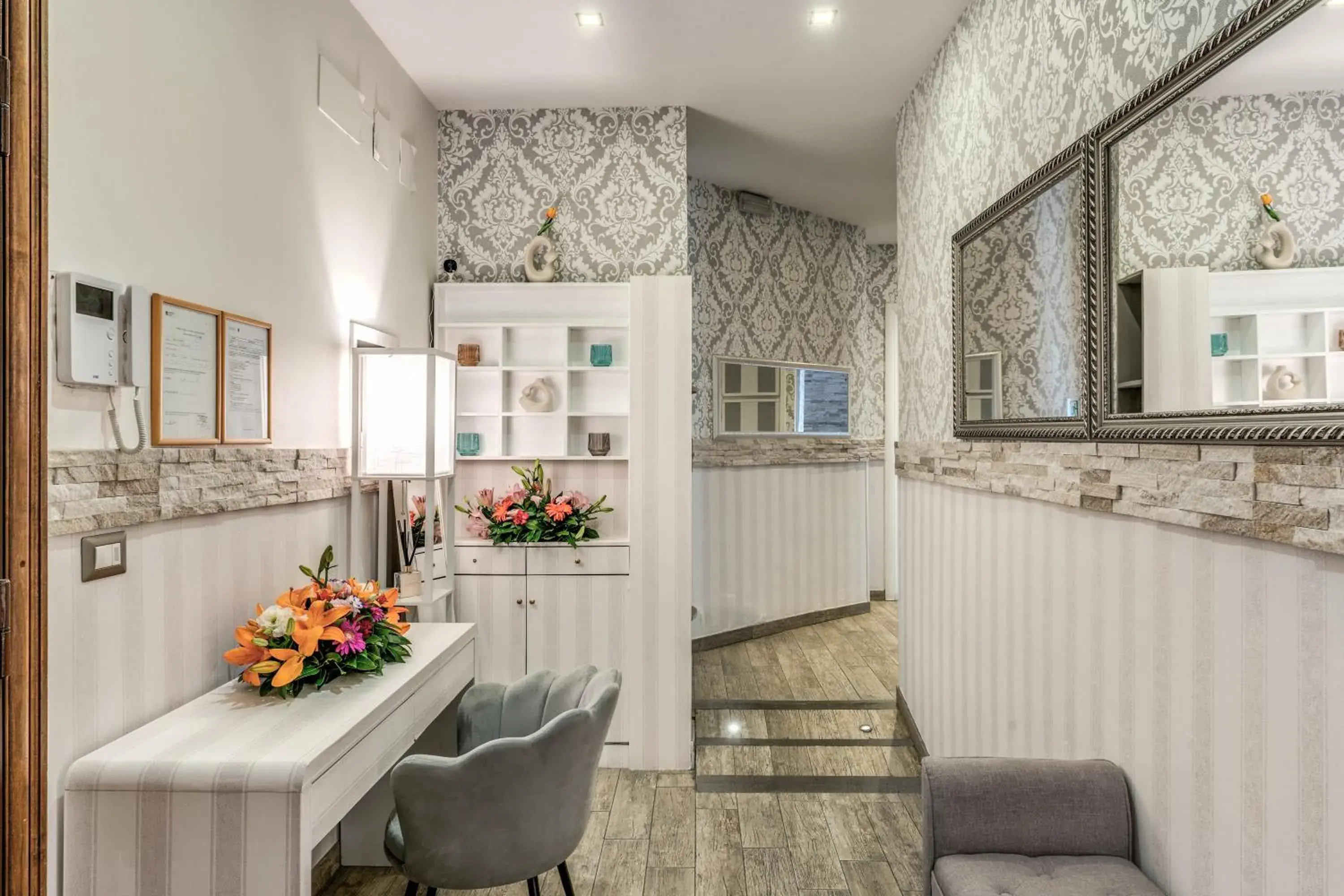 Lobby or reception in Santamaria Inn Lobby or reception in Santamaria Inn