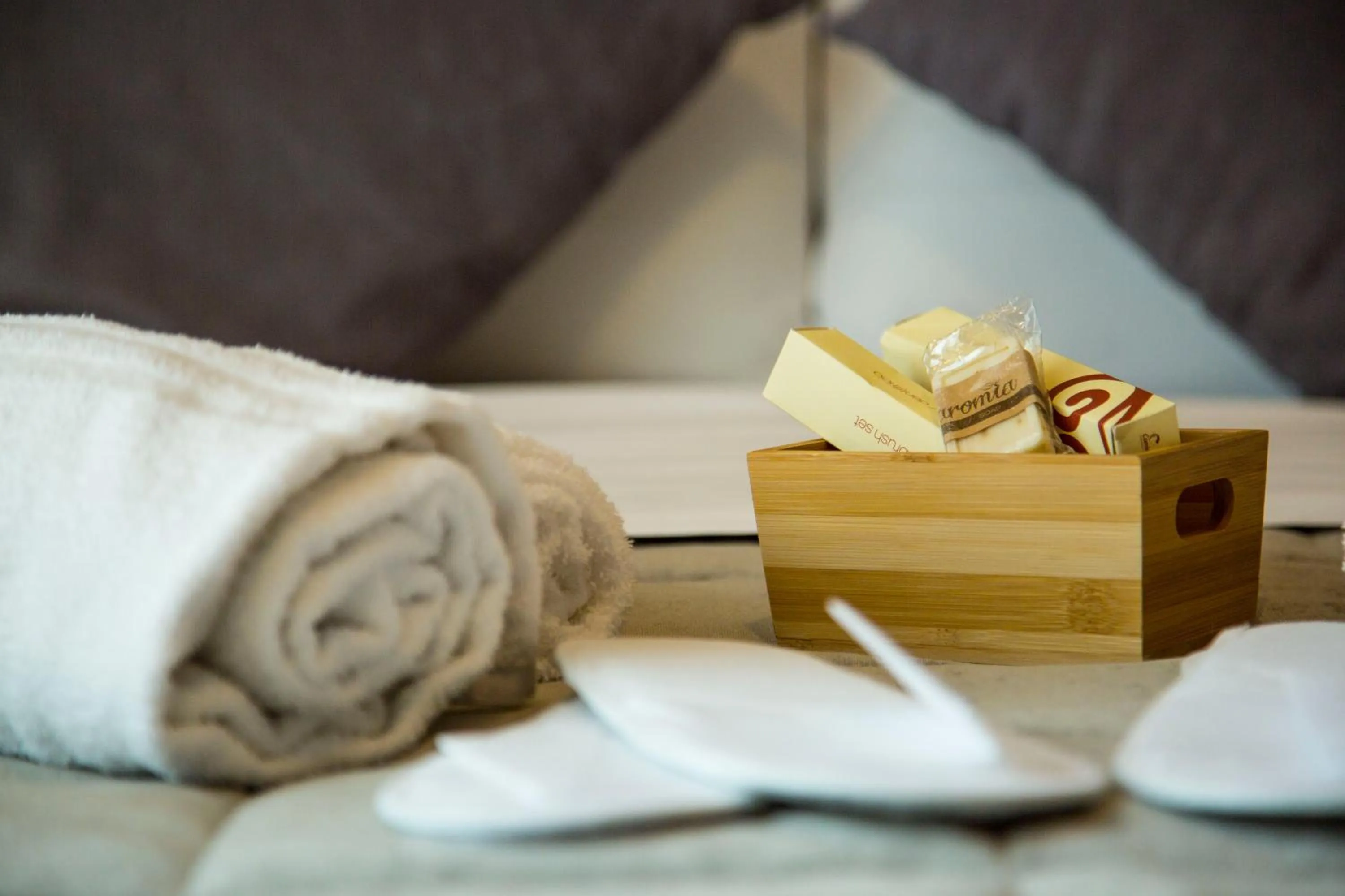 Bathroom, Bed in Santamaria Inn