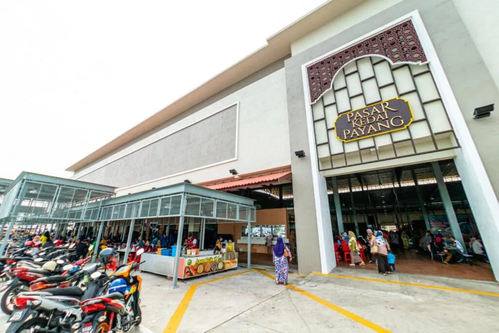 Nearby landmark in TY Hotel