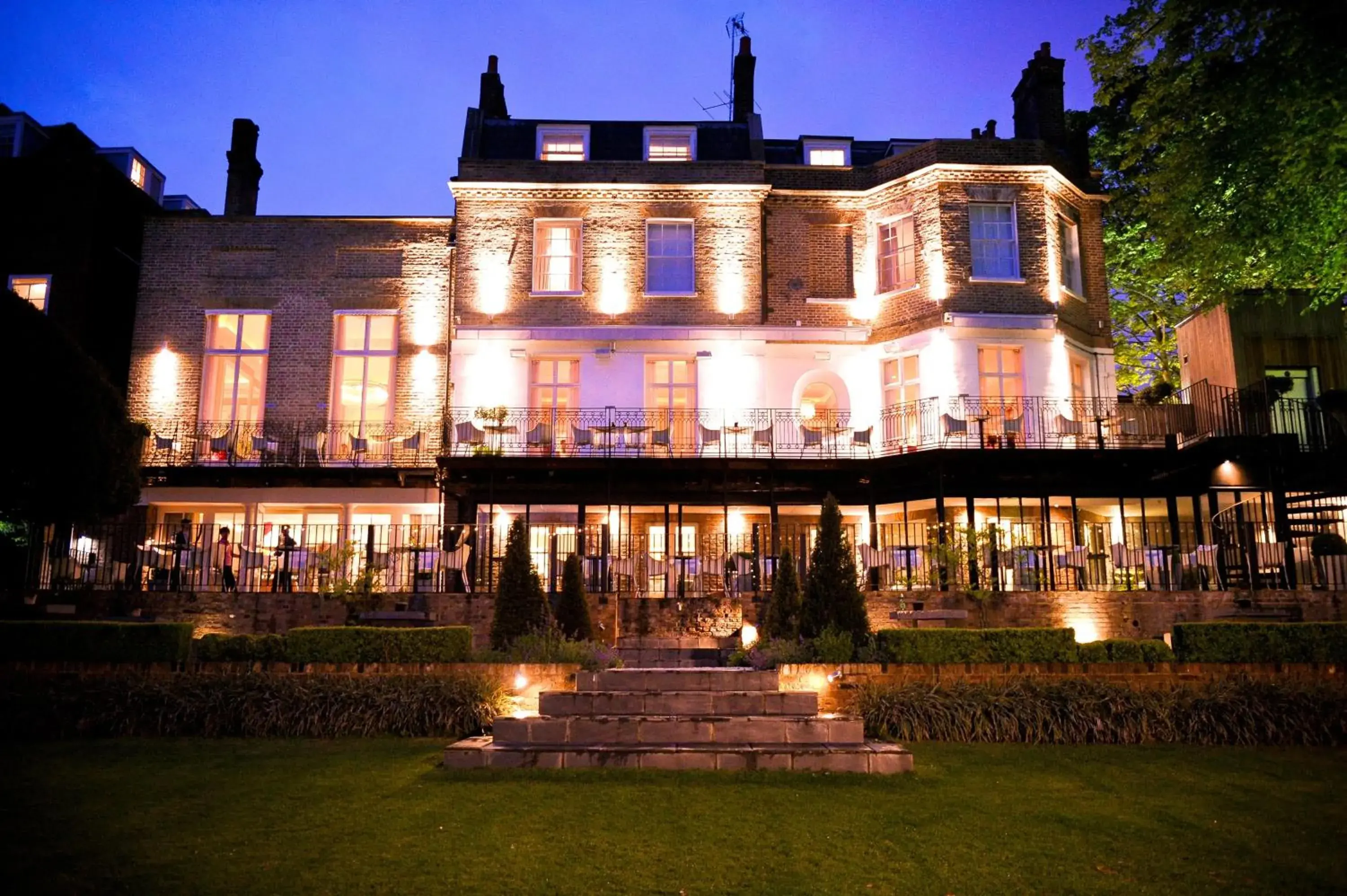 Facade/entrance in Bingham Riverhouse Facade/entrance in Bingham Riverhouse