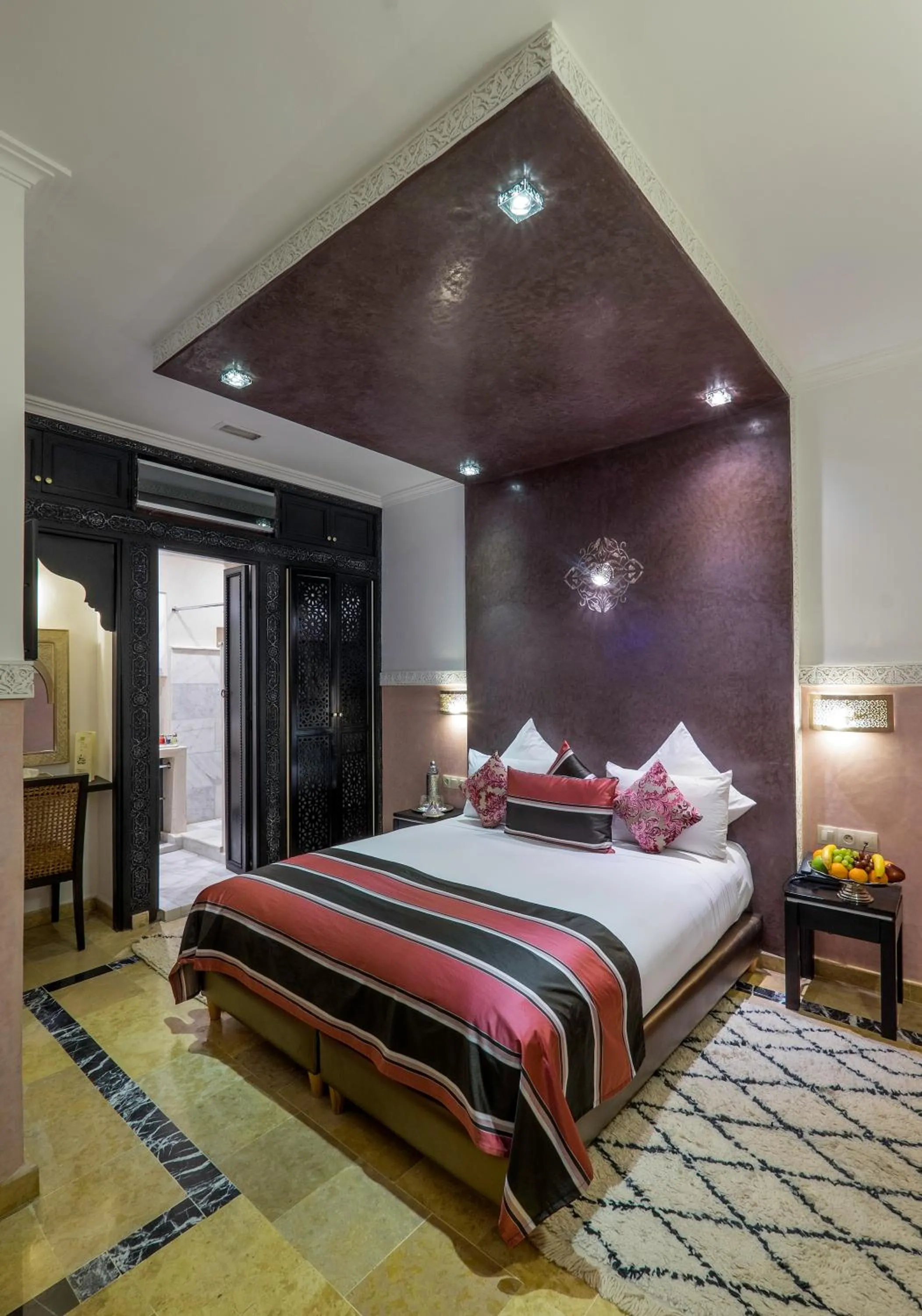 Photo of the whole room, Bed in Riad Nesma Suites & Spa