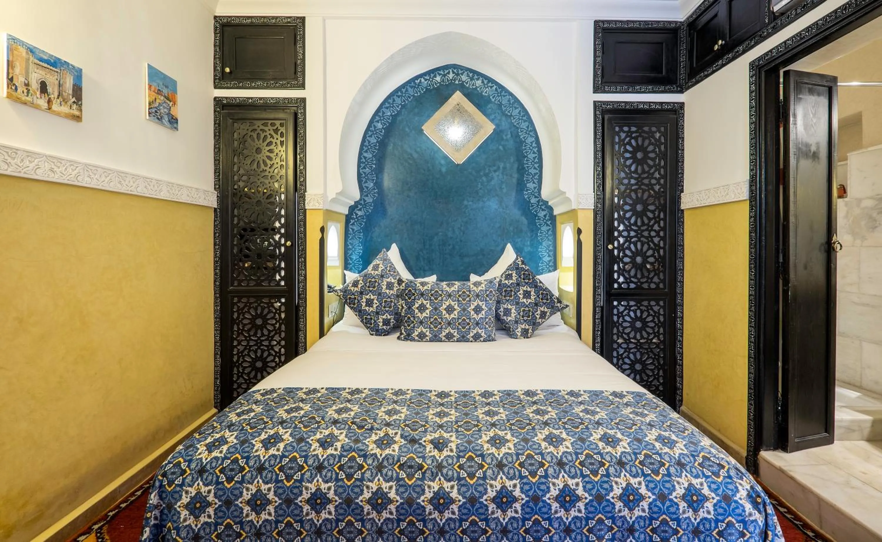Photo of the whole room, Bed in Riad Nesma Suites & Spa