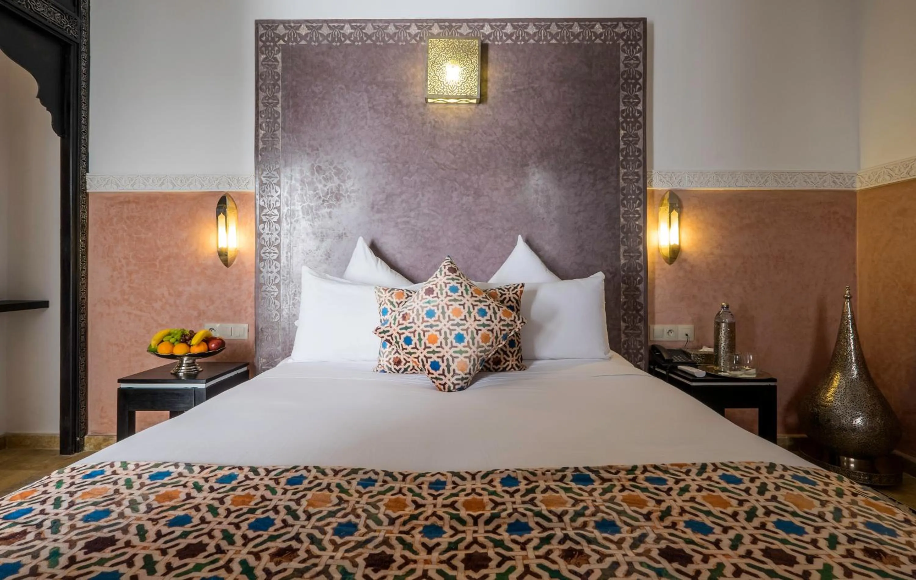 Bed in Riad Nesma Suites & Spa