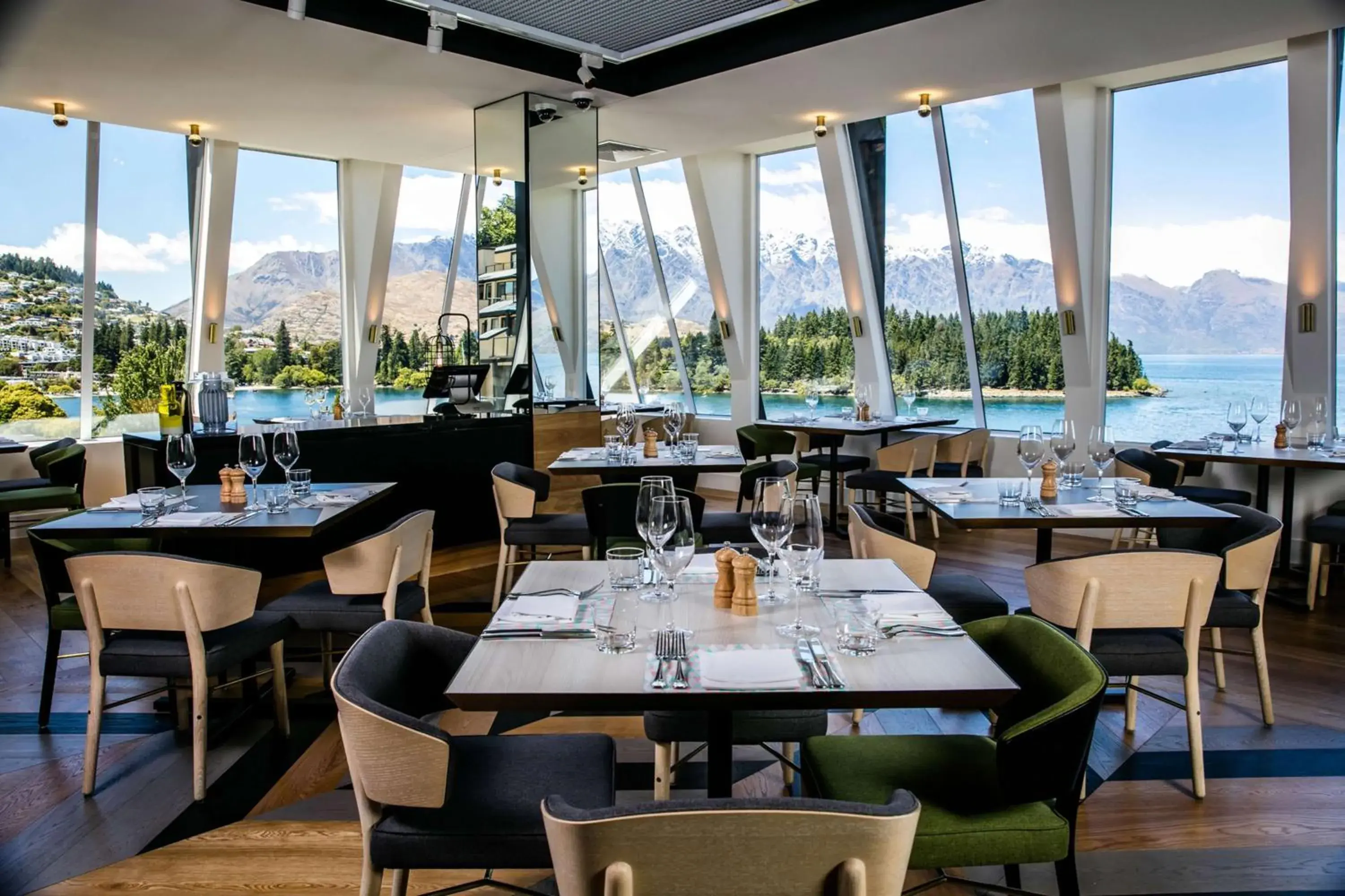 Restaurant/places to eat in QT Queenstown Restaurant/places to eat in QT Queenstown