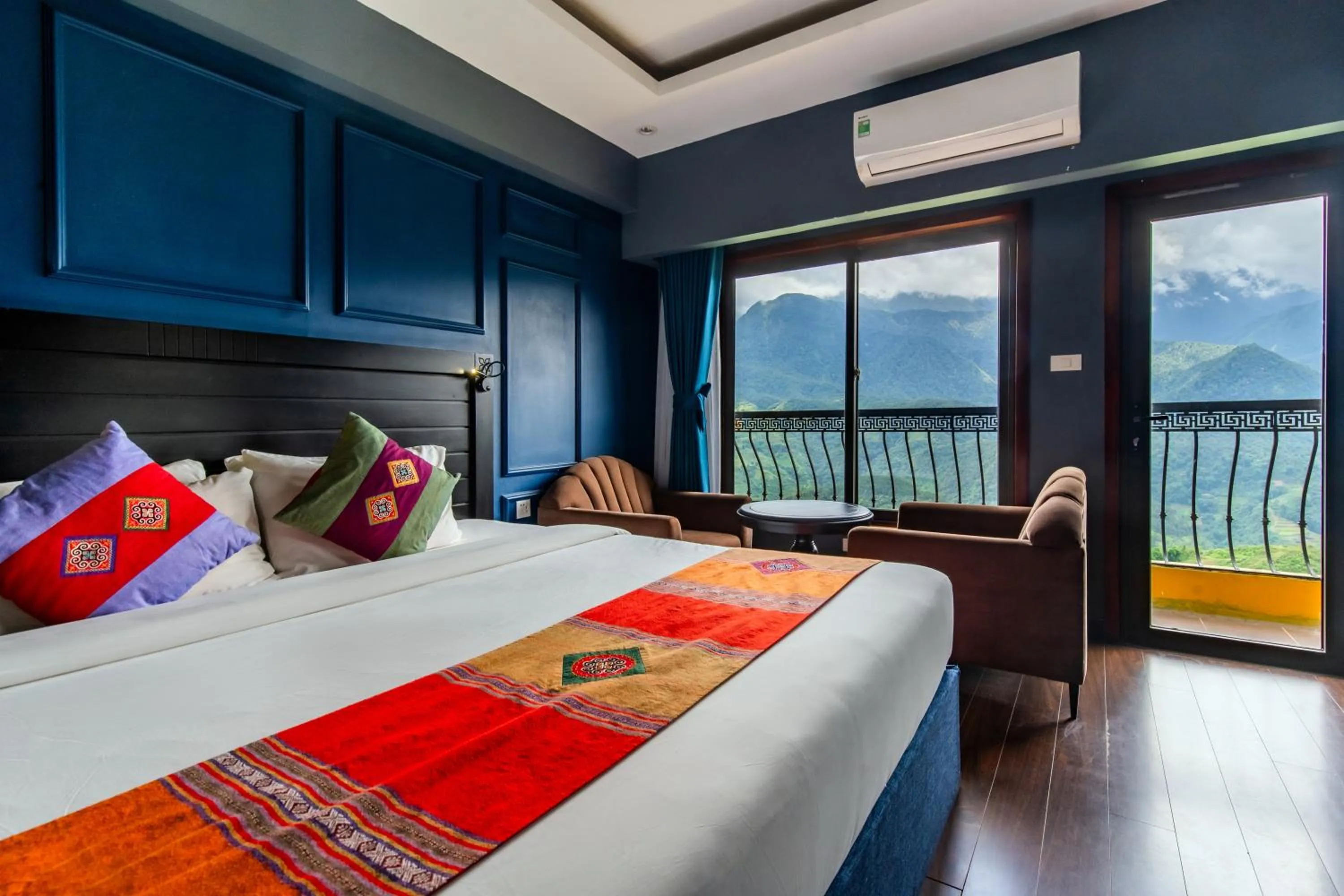 Bed in Sapa Charm Hotel