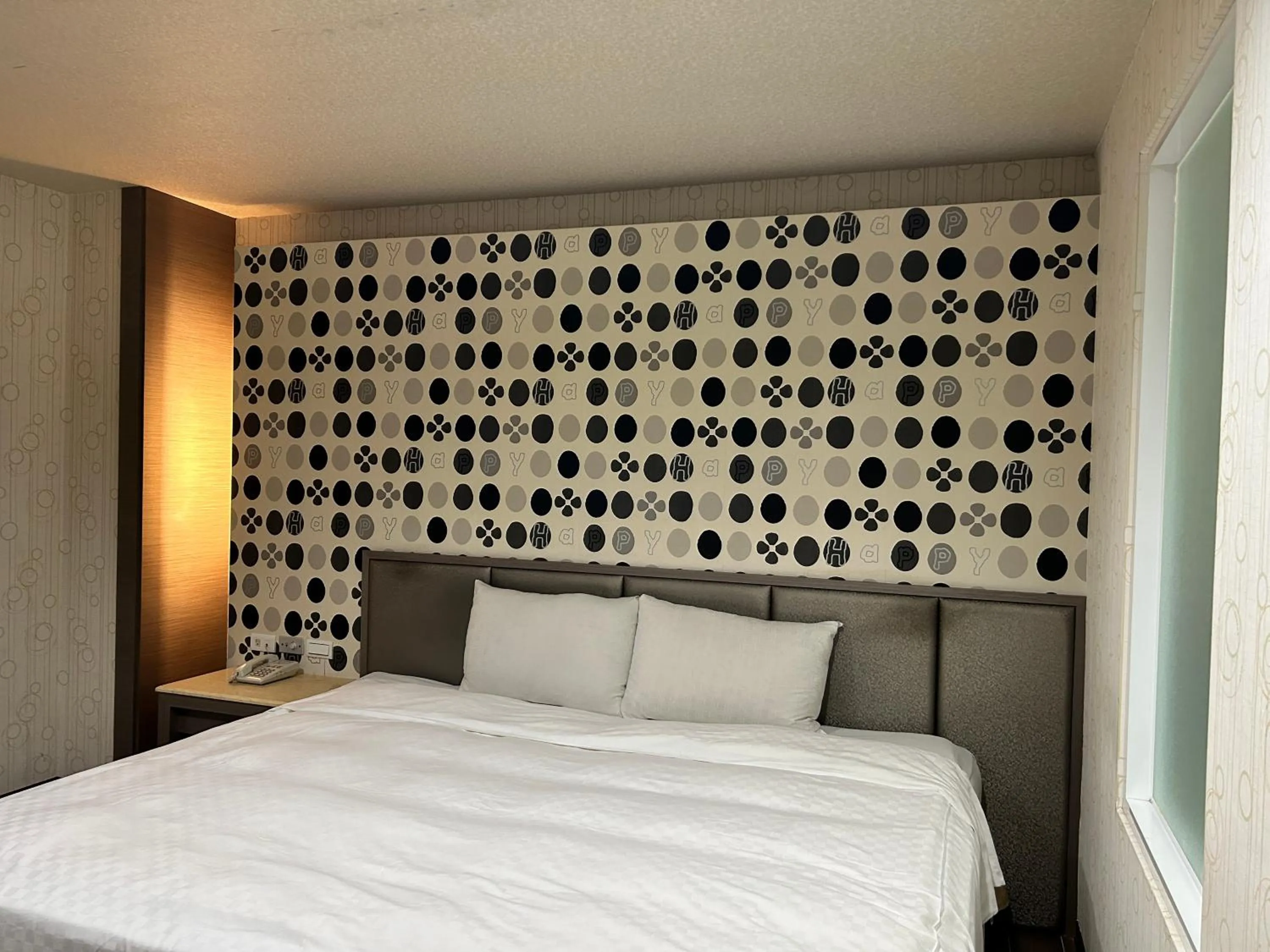 Photo of the whole room, Bed in 花鄉商旅 左營店 Hua Xiang Hotel-Zuoying