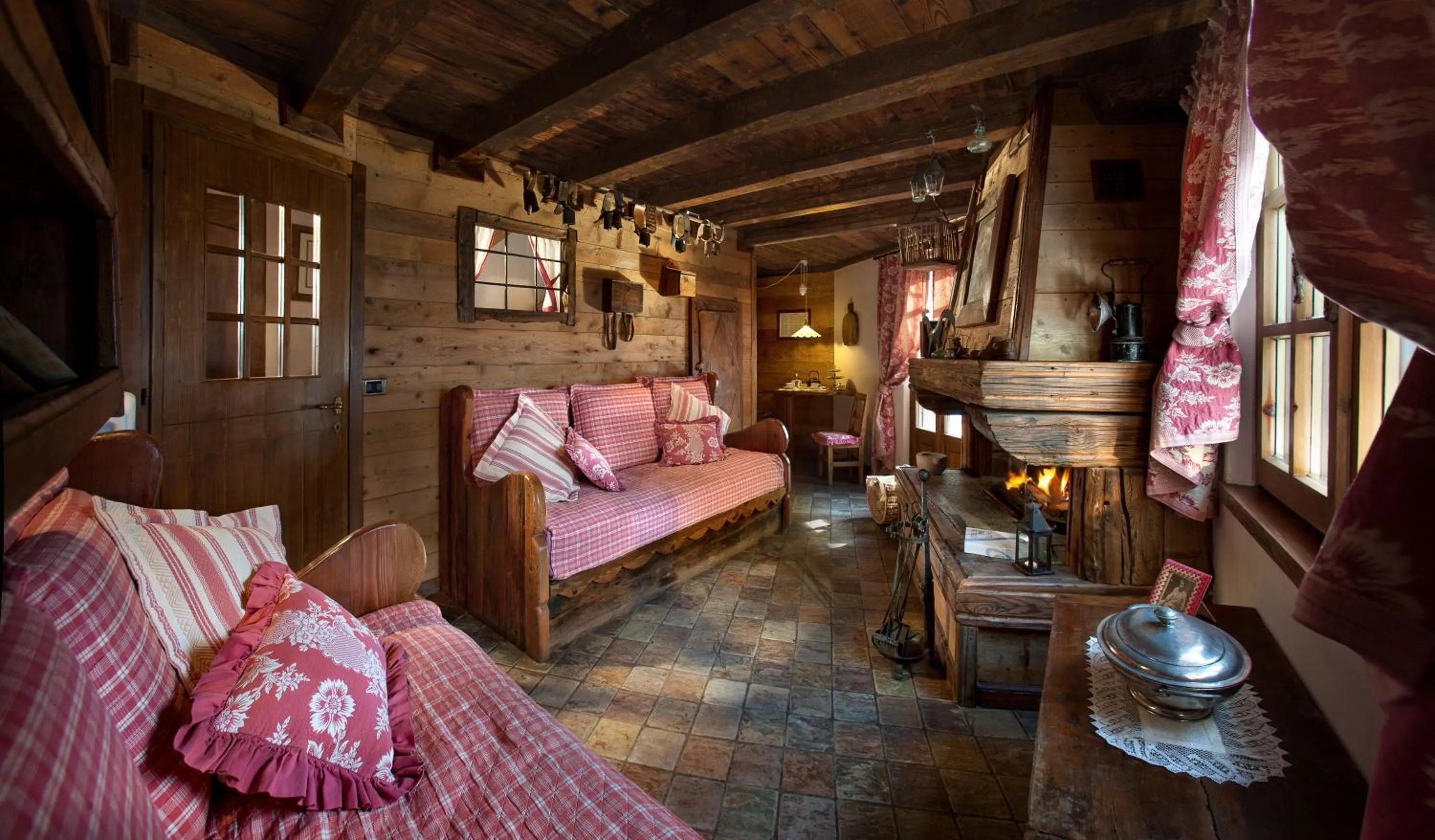 Photo of the whole room, Bed in Bellevue Hotel & SPA