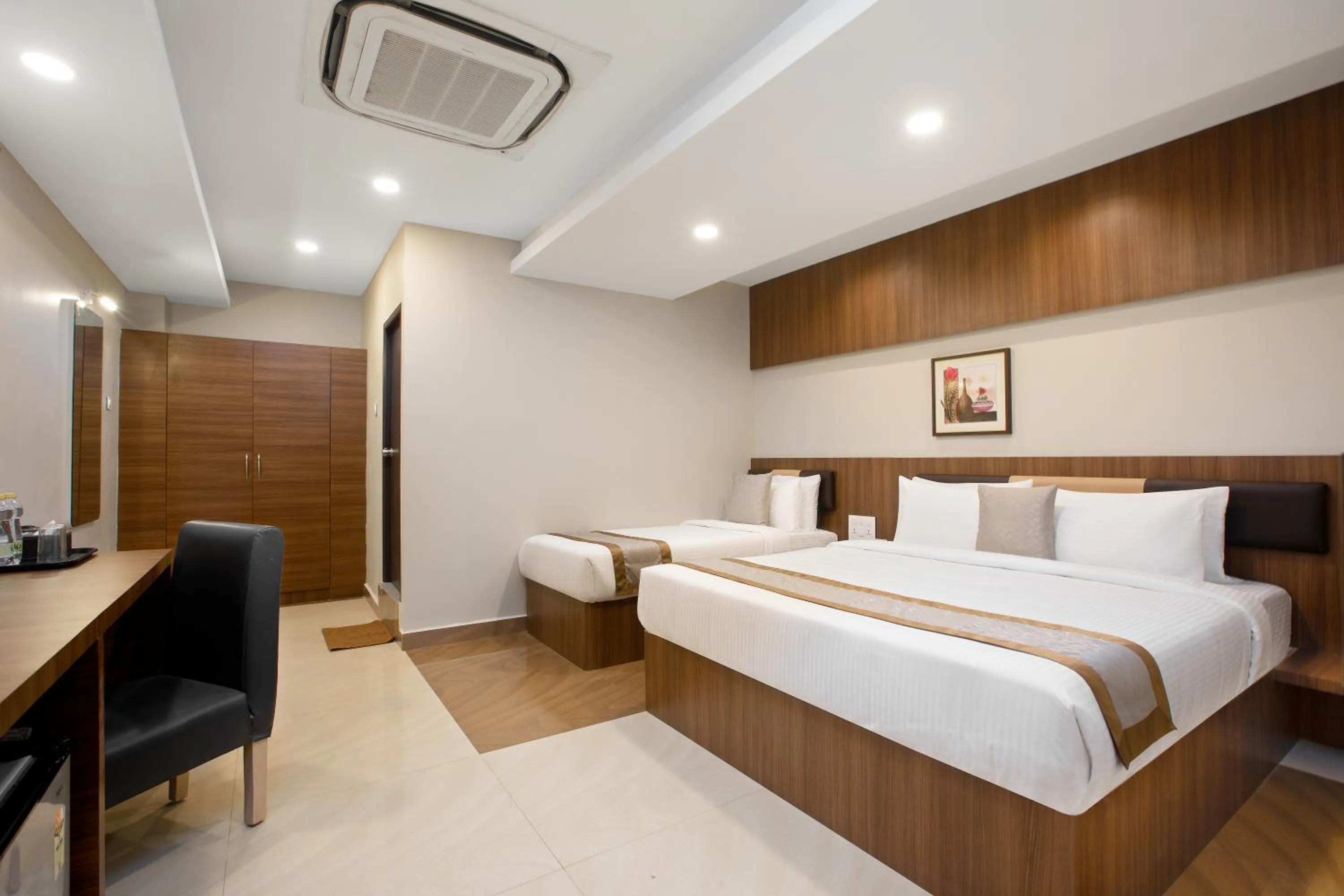 Bed in Grande Inn Trichy