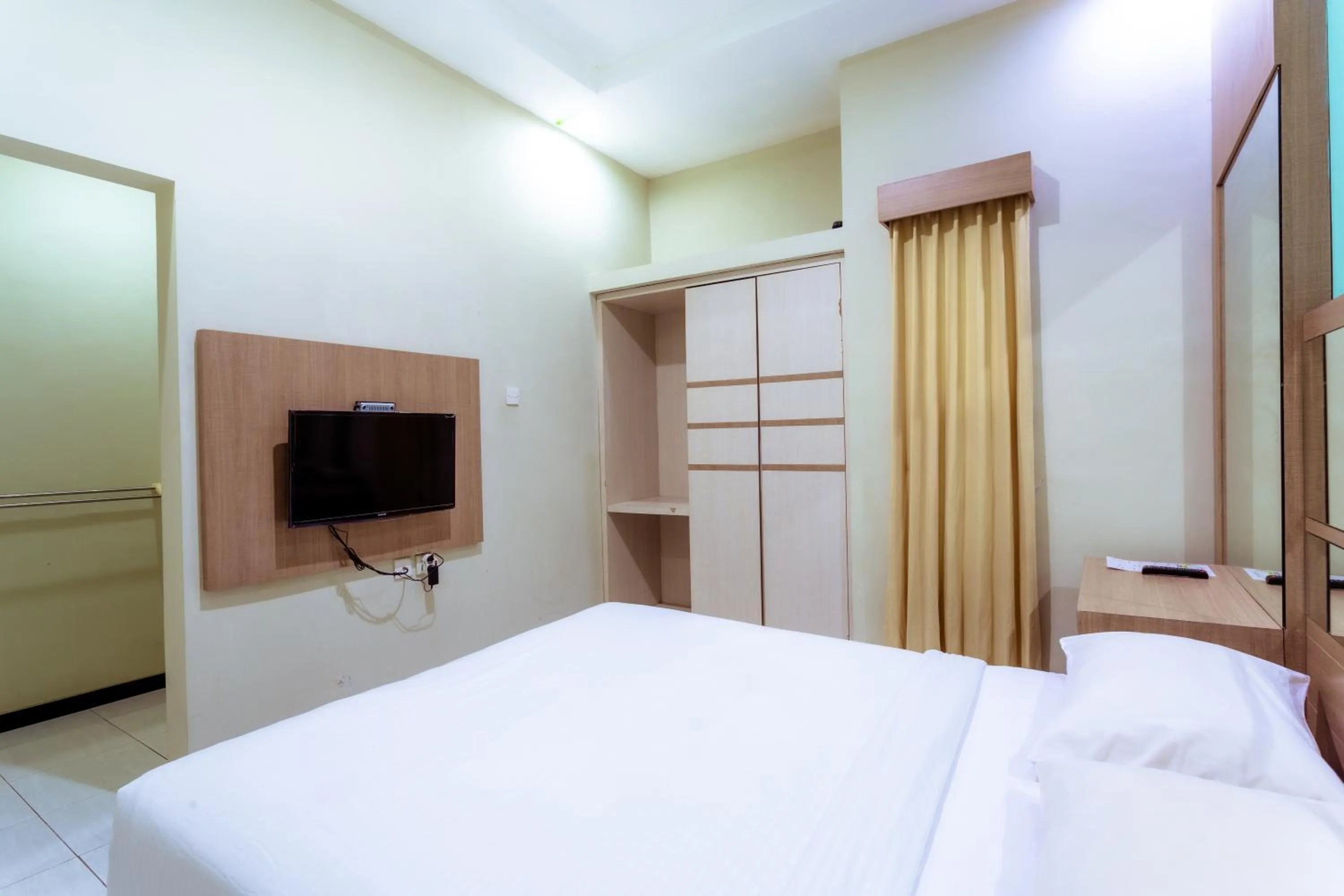 Bed in Ardhya Guesthouse Syariah by ecommerceloka