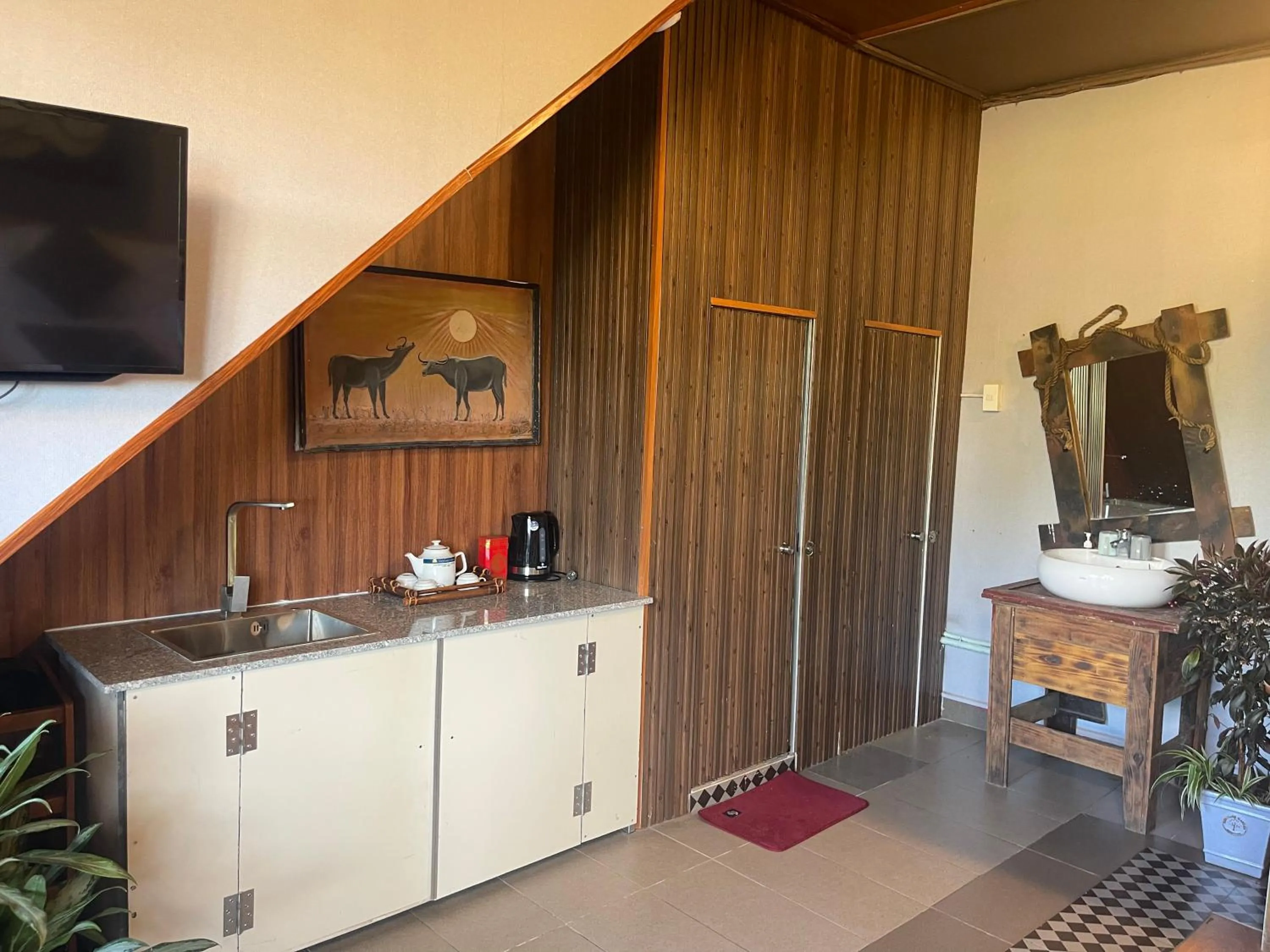Redhouse Dalat Hotel
