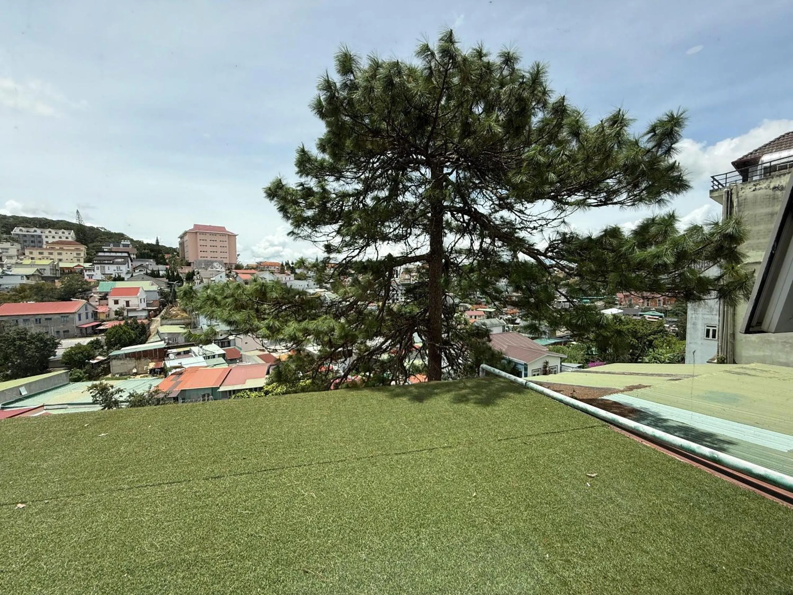 Redhouse Dalat Hotel