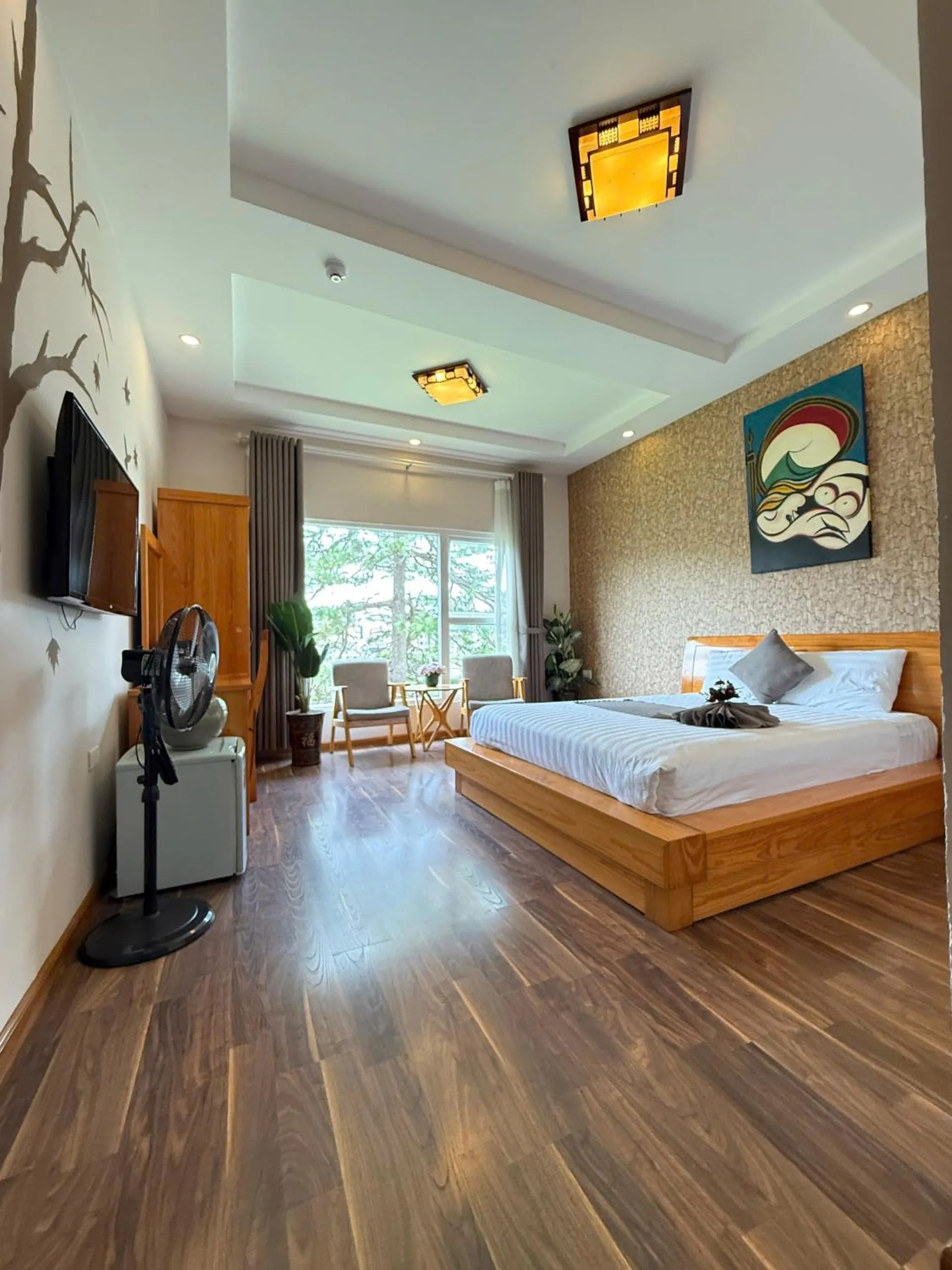 Bed in Redhouse Dalat Hotel