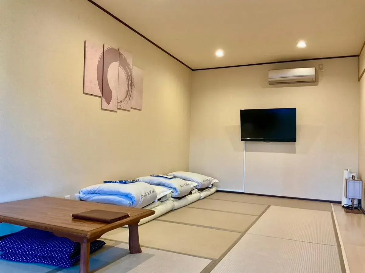 Cottage Japanese Style Room with Garden View - single occupancy - No pets allowed in Ducale Garden Hotel Kujukuri Cottage Japanese Style Room with Garden View - single occupancy - No pets allowed in Ducale Garden Hotel Kujukuri