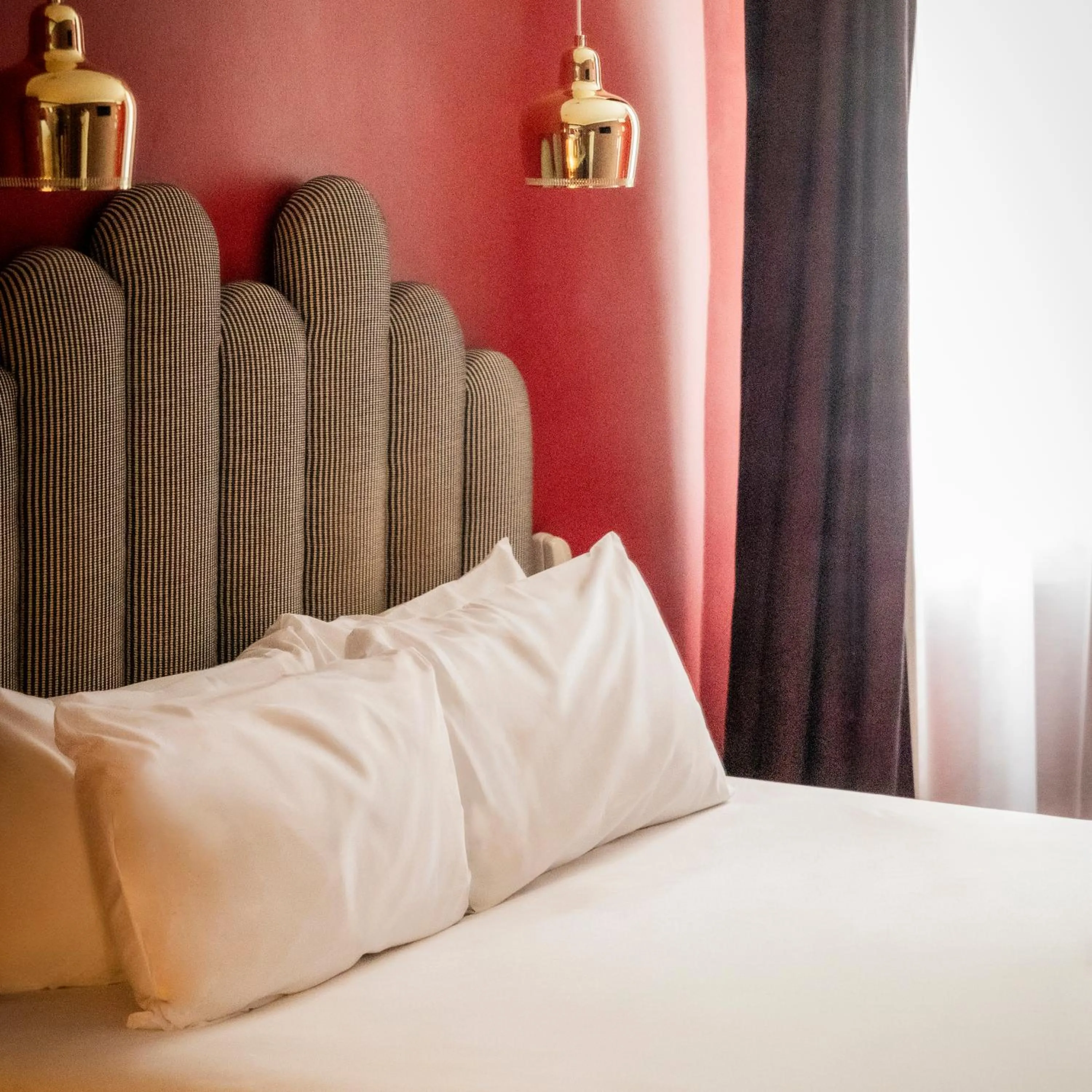 Bedroom, Bed in Hotel Paradis