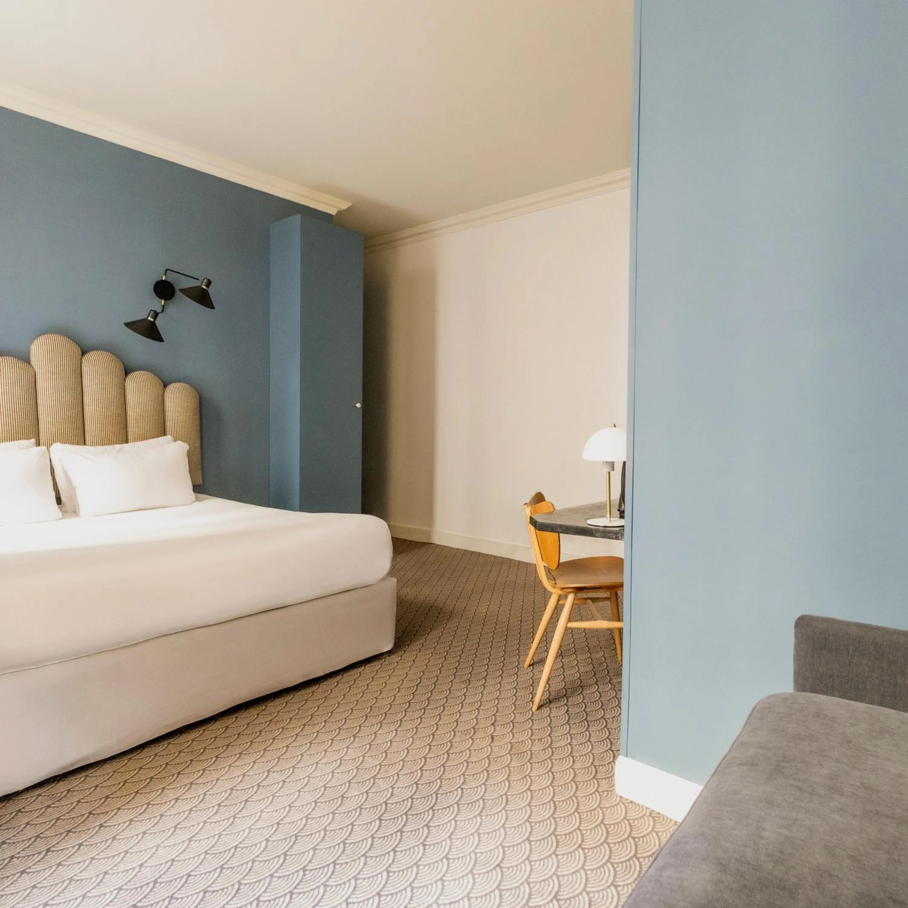 Bedroom, Bed in Hotel Paradis