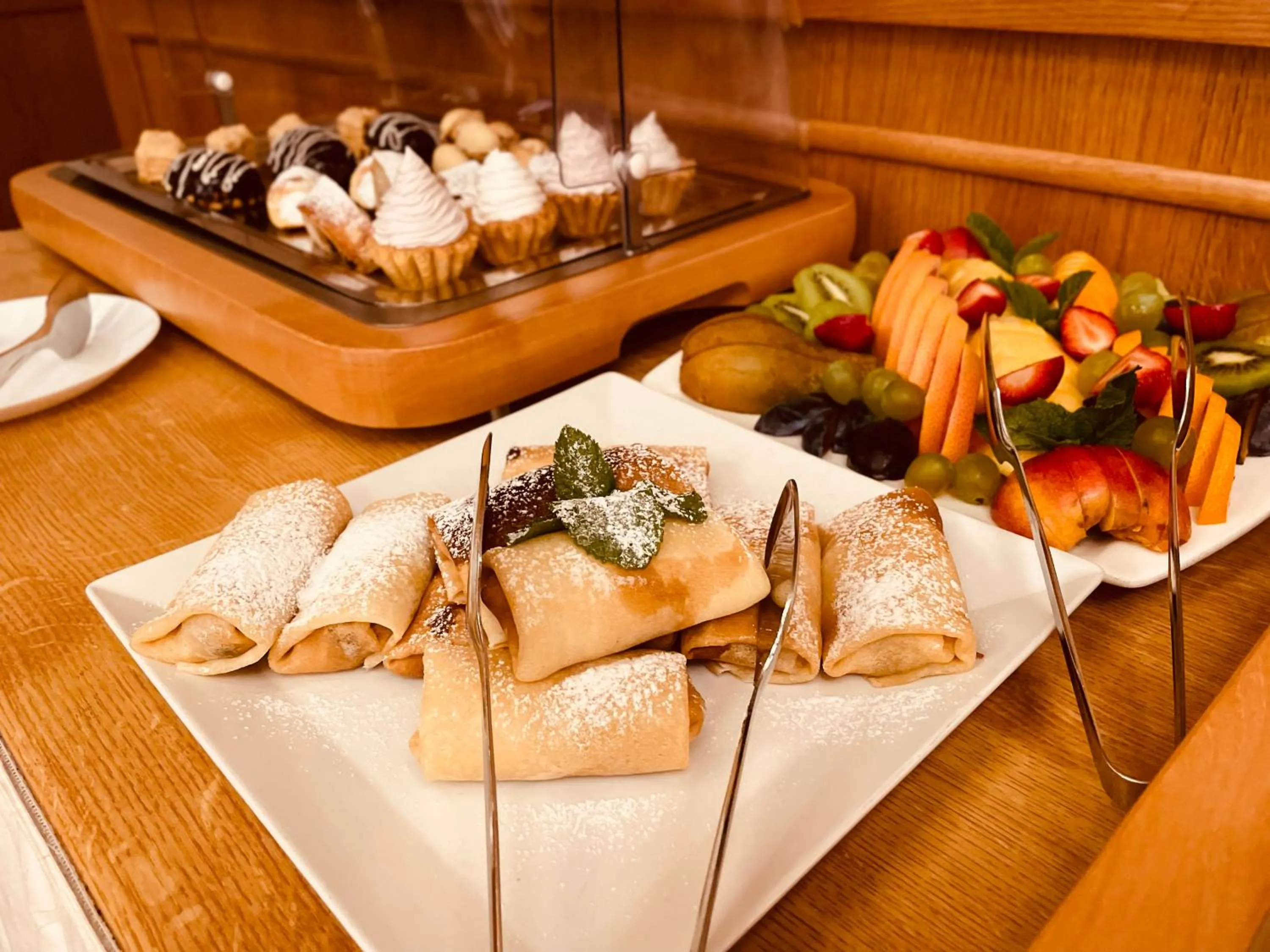 Buffet breakfast in Hotel Askania