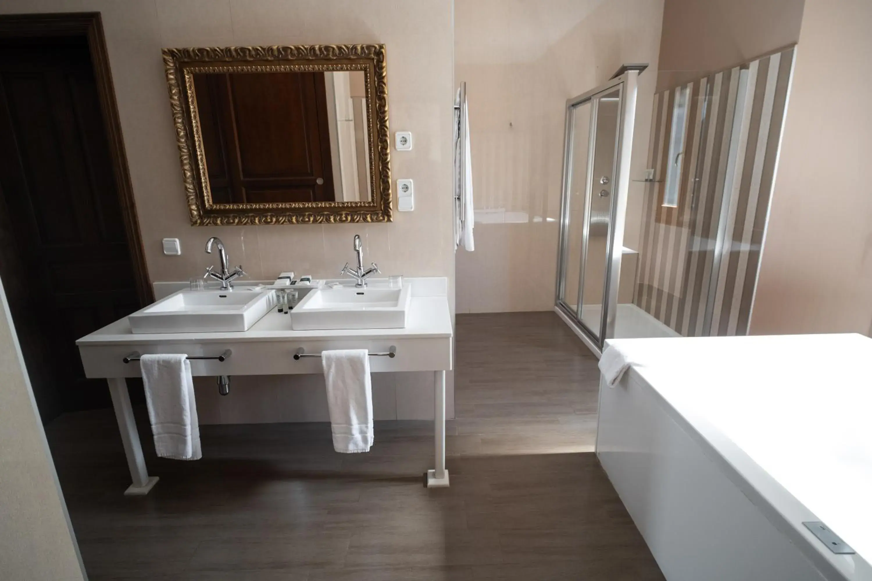 Bathroom in La Almoraima Hotel Bathroom in La Almoraima Hotel