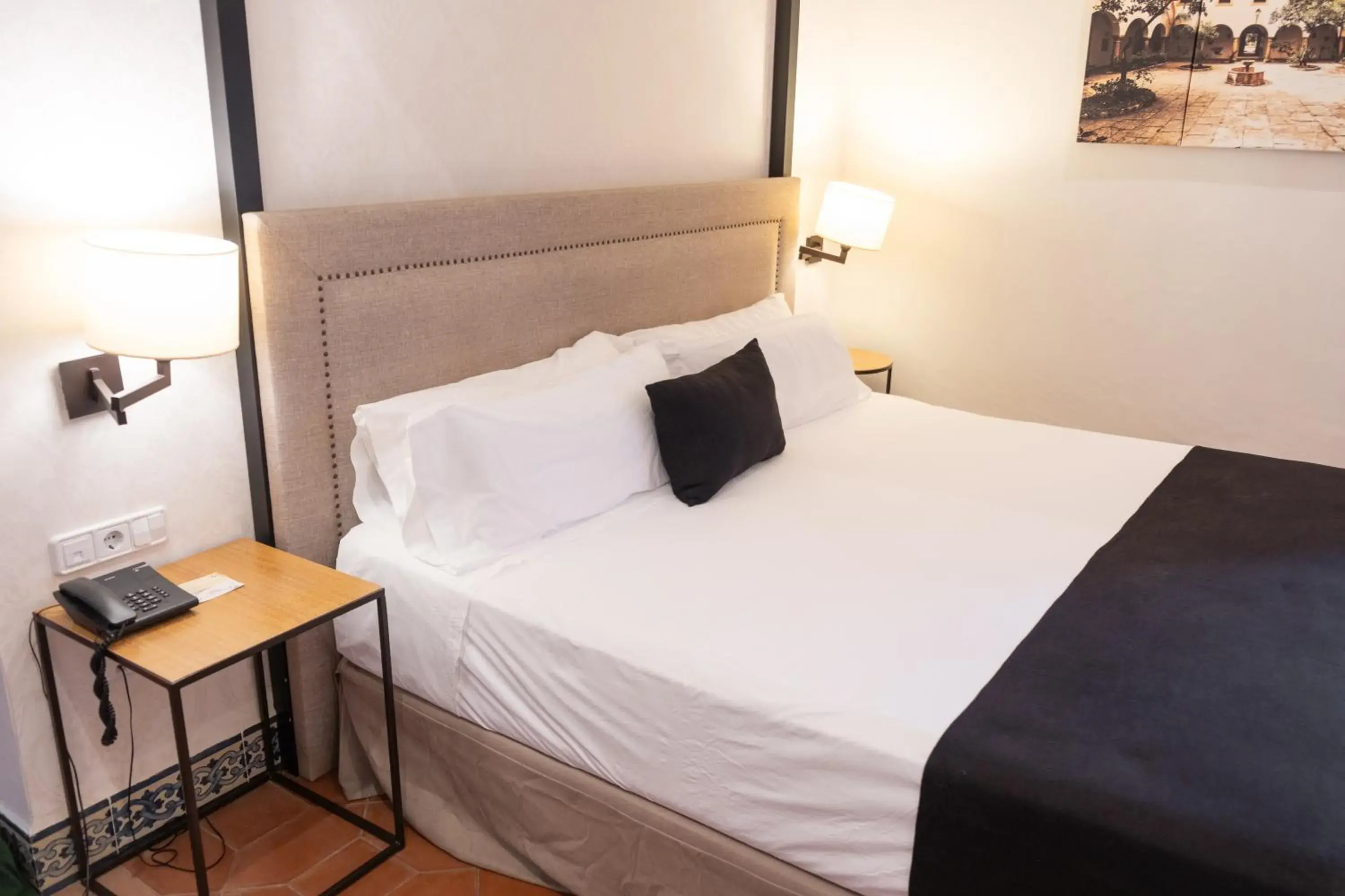 Deluxe Double Room with Balcony in La Almoraima Hotel Deluxe Double Room with Balcony in La Almoraima Hotel