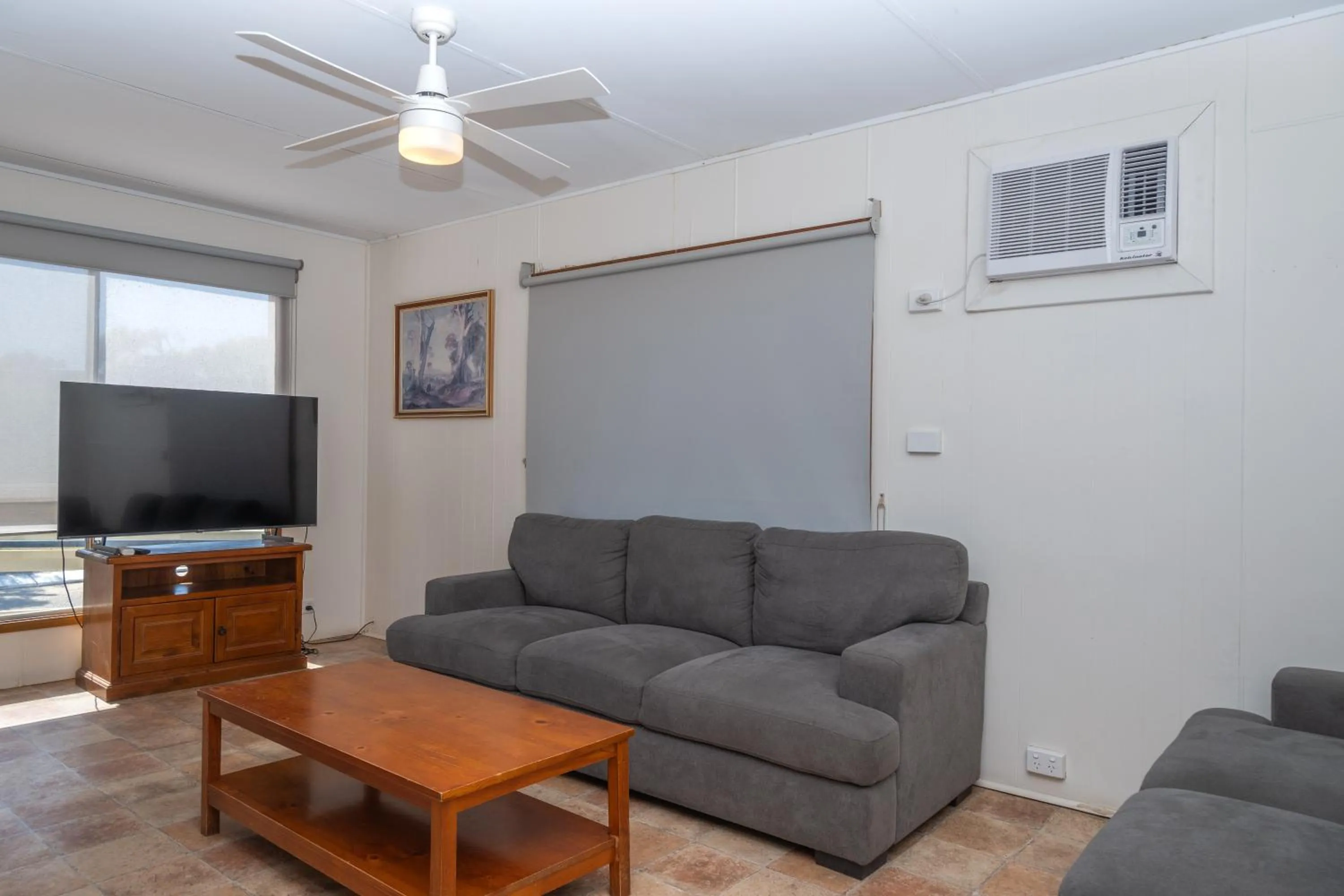 Communal lounge/ TV room in Sunset Beach Holiday Park