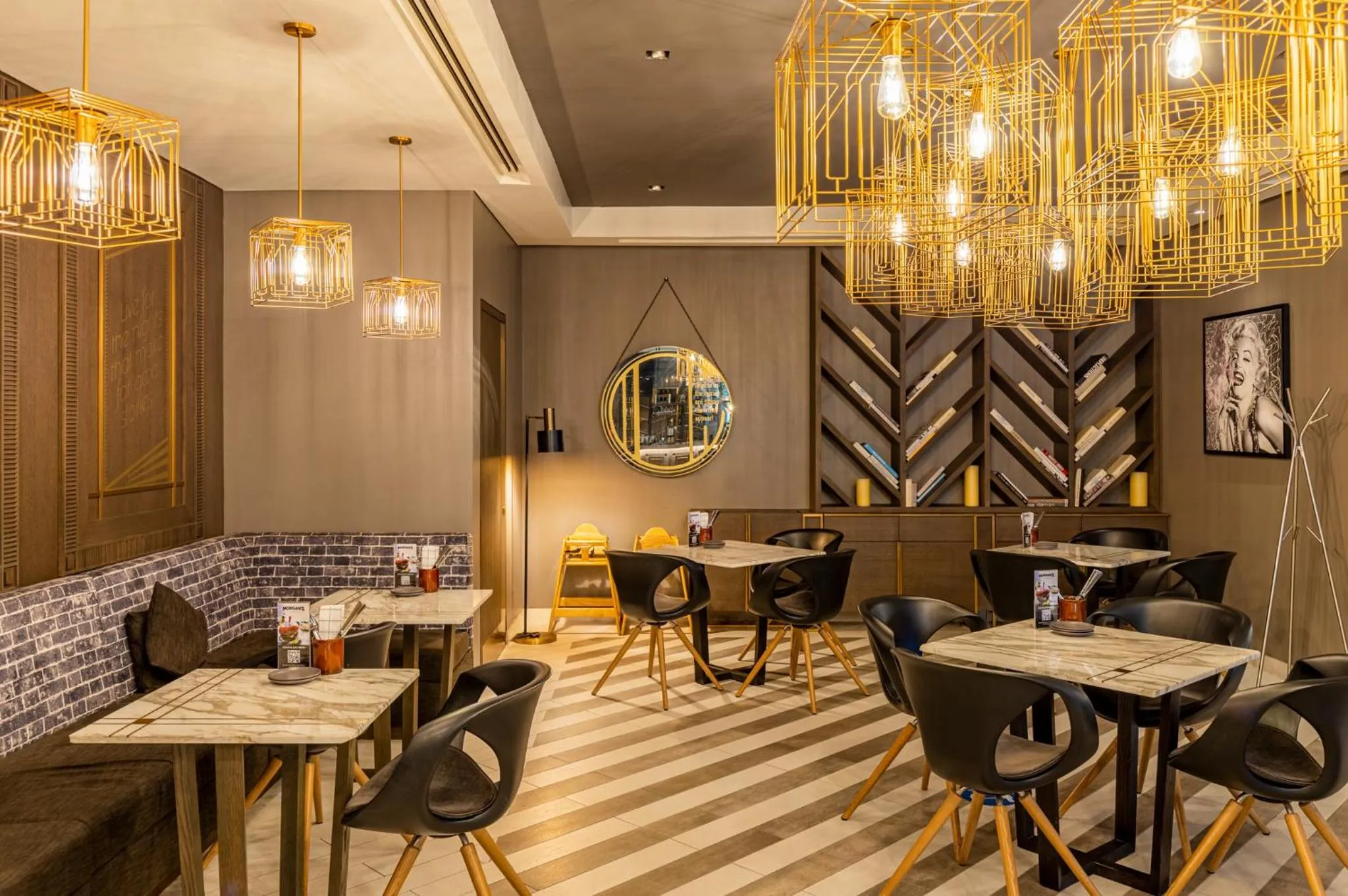 Restaurant/places to eat in Al Bandar Rotana – Dubai Creek