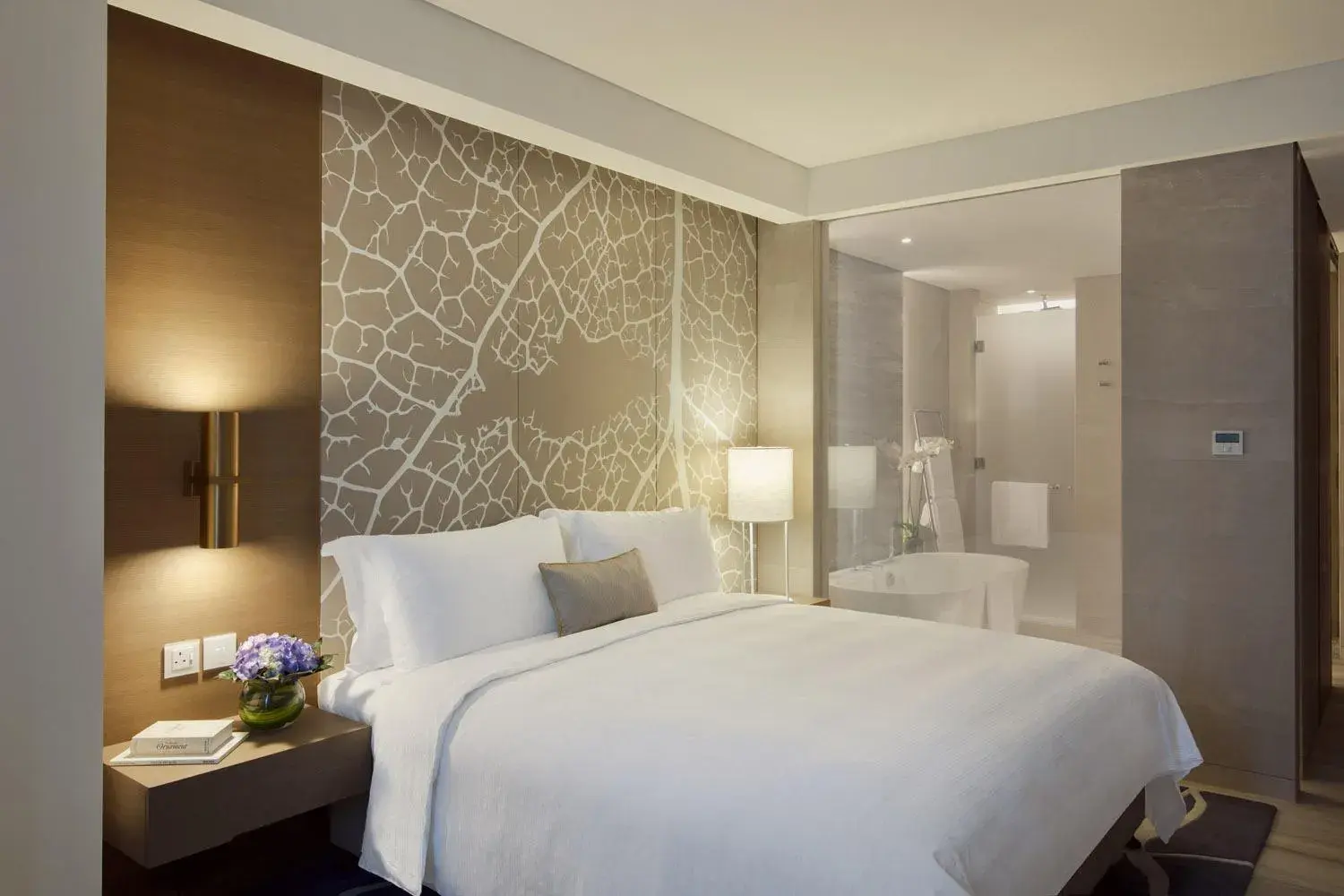 Bedroom, Bed in Al Bandar Rotana – Dubai Creek Bedroom, Bed in Al Bandar Rotana – Dubai Creek