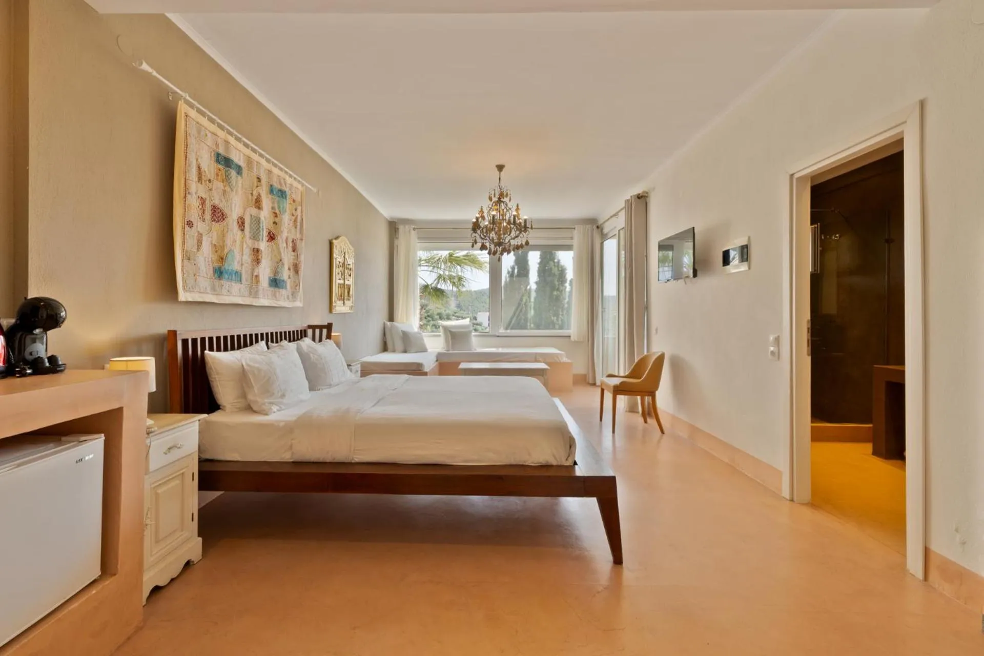 Bed in Kelyfos Hotel