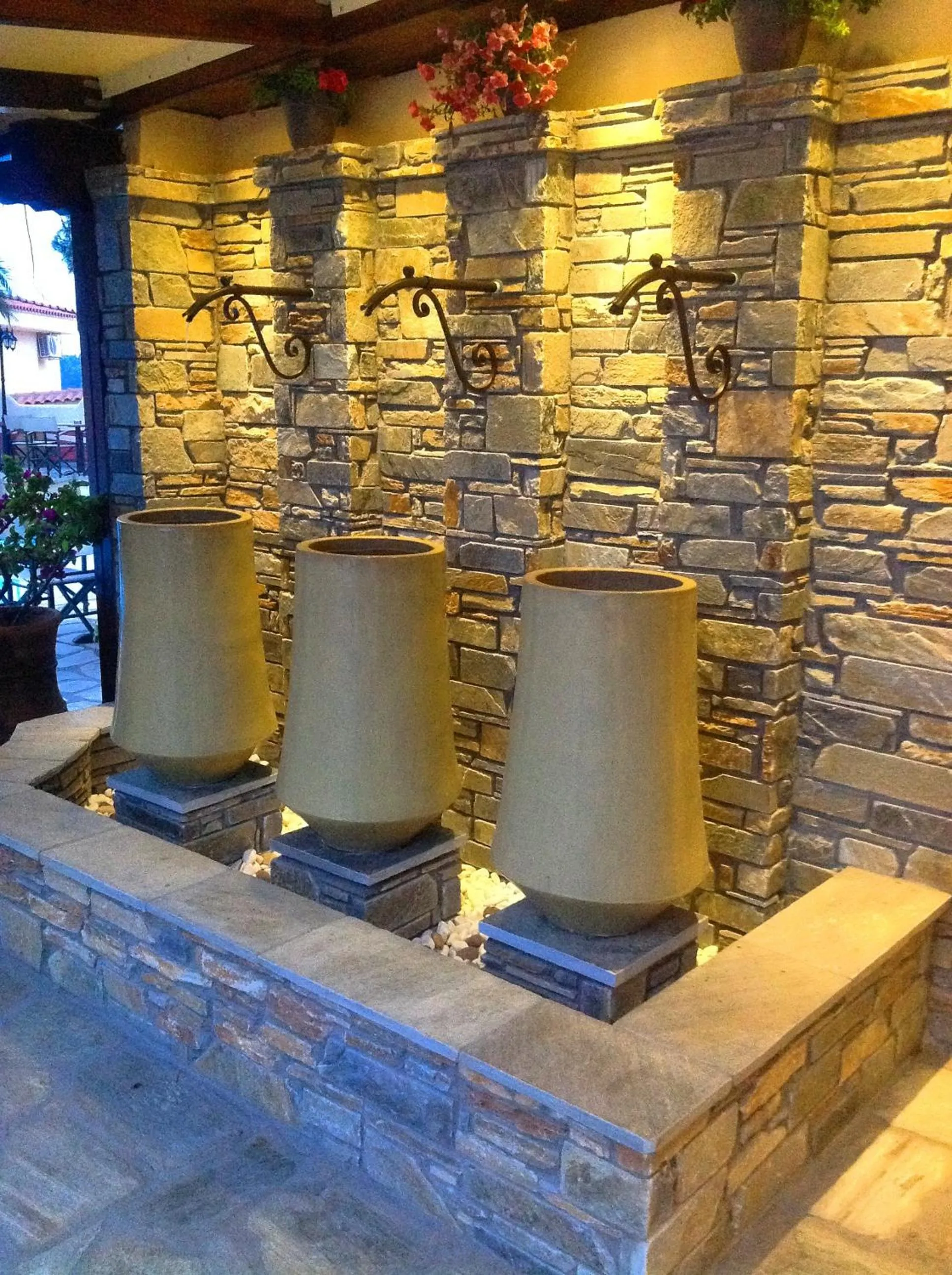 Facade/entrance in Kelyfos Hotel