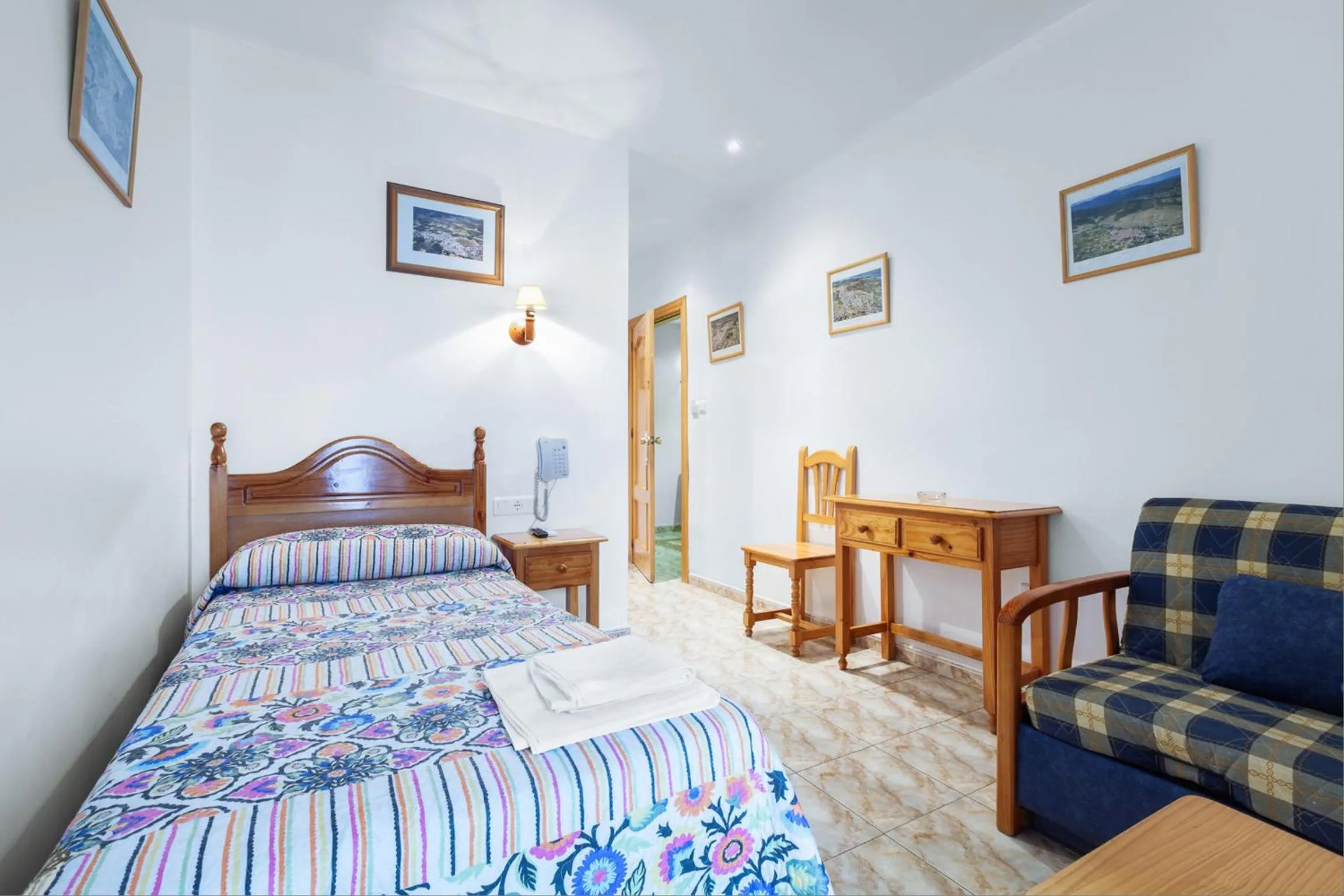 Photo of the whole room, Bed in Hotel Philadelfia