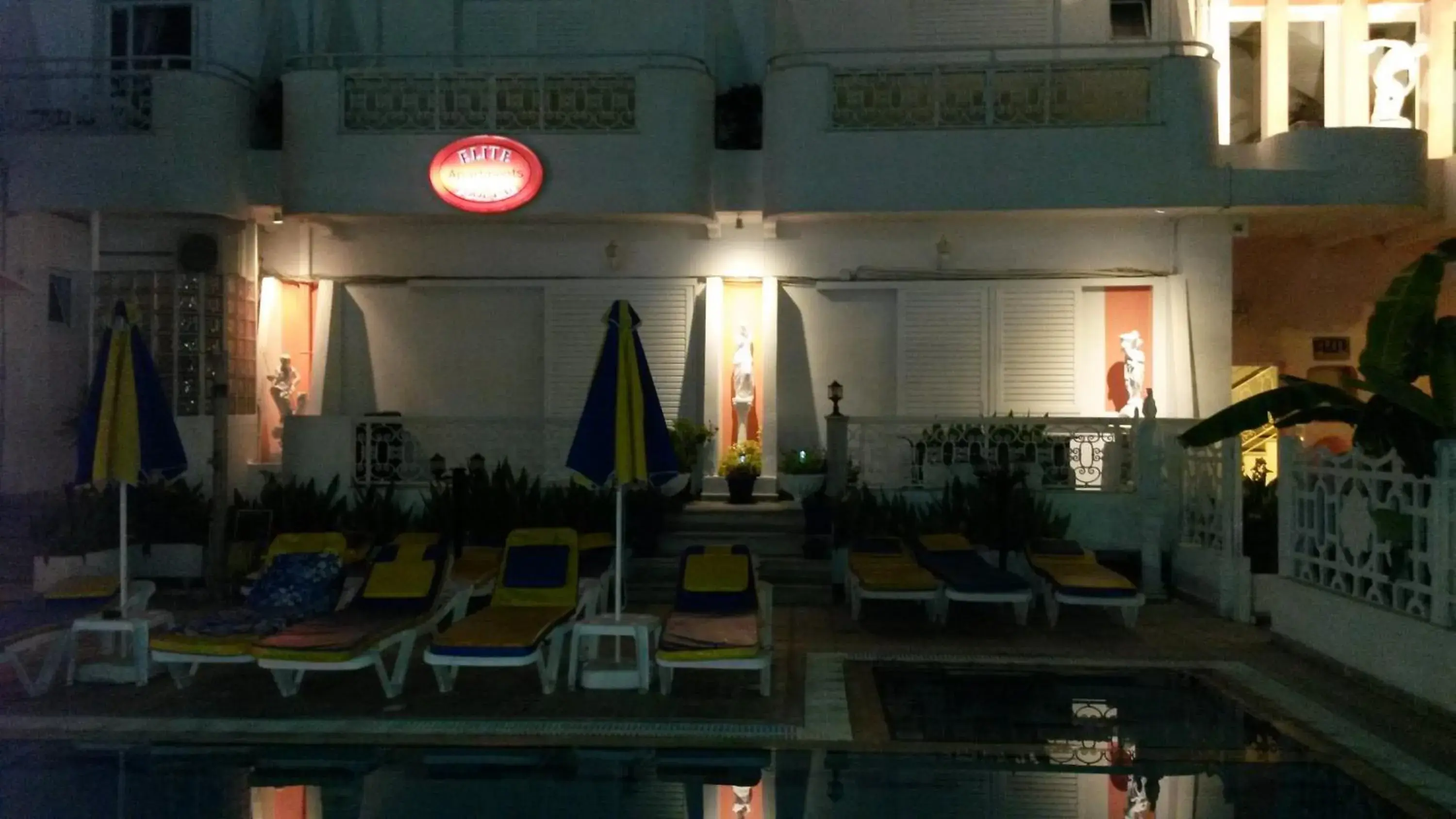One-Bedroom Apartment (2 Adults) in Elite Apartments One-Bedroom Apartment (2 Adults) in Elite Apartments