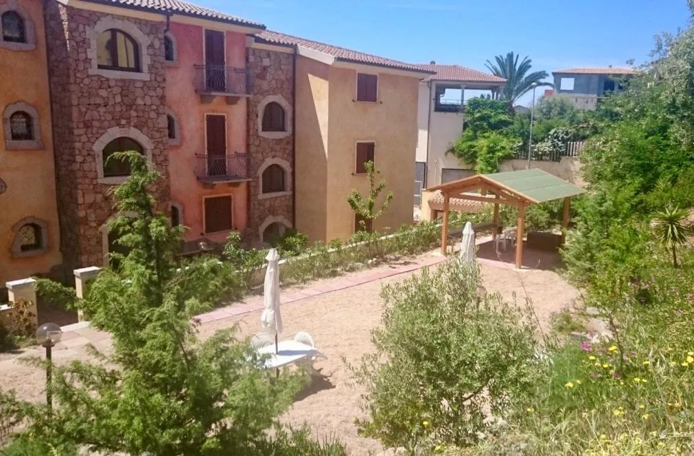 Garden in Borgo Bellavista Badesi