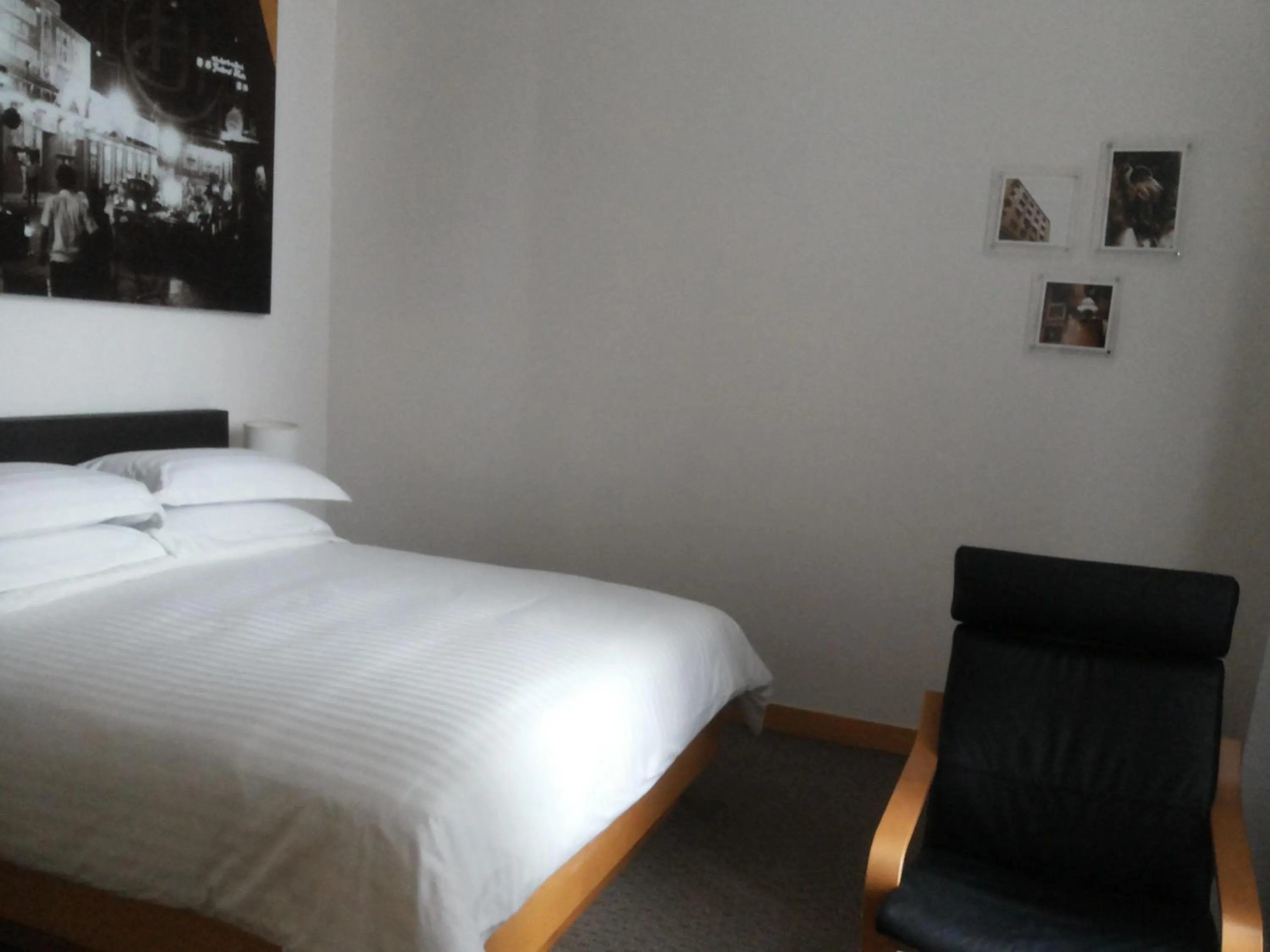 Bed in Hotel Capitol Kuala Lumpur