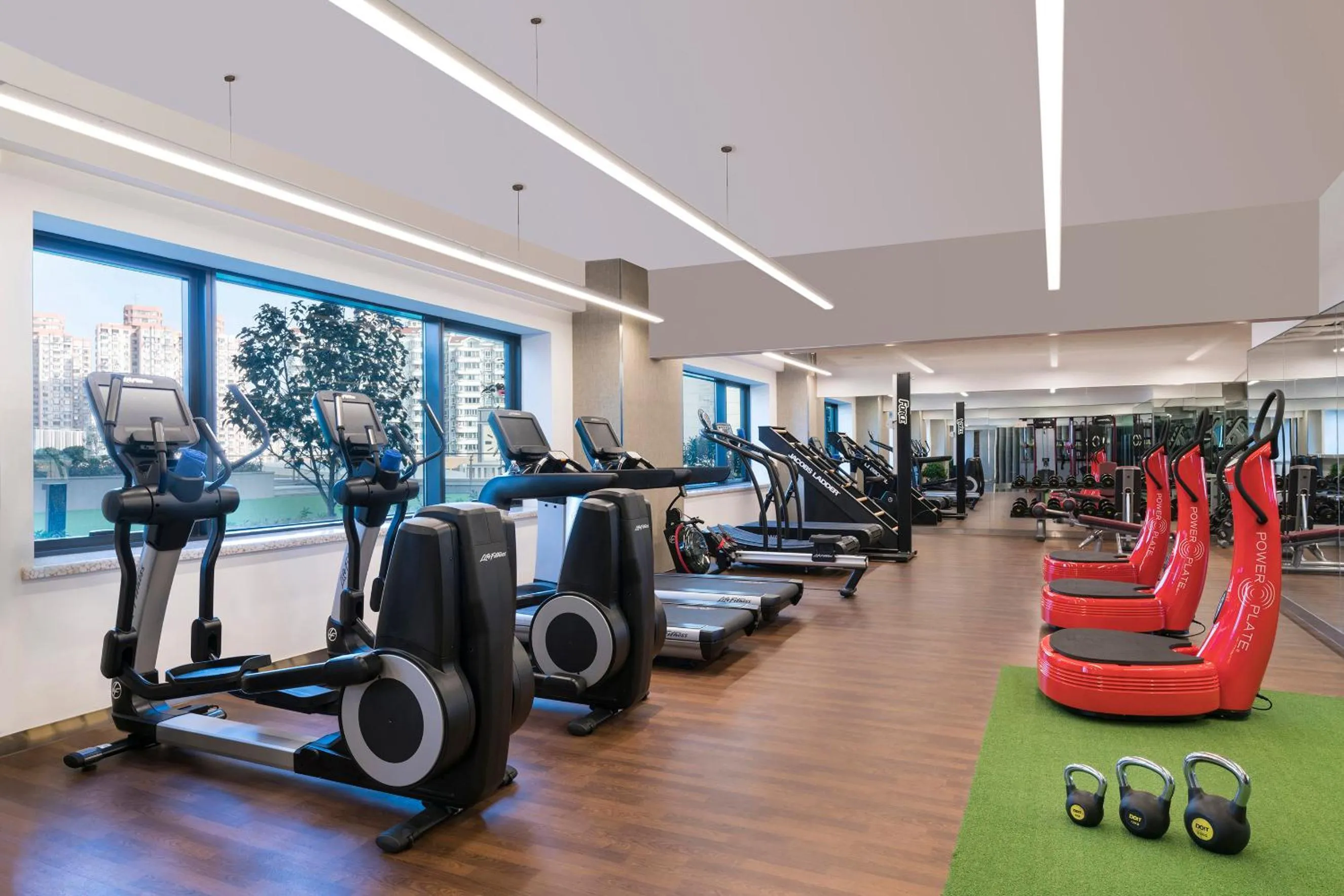 Fitness centre/facilities in Amara Shanghai