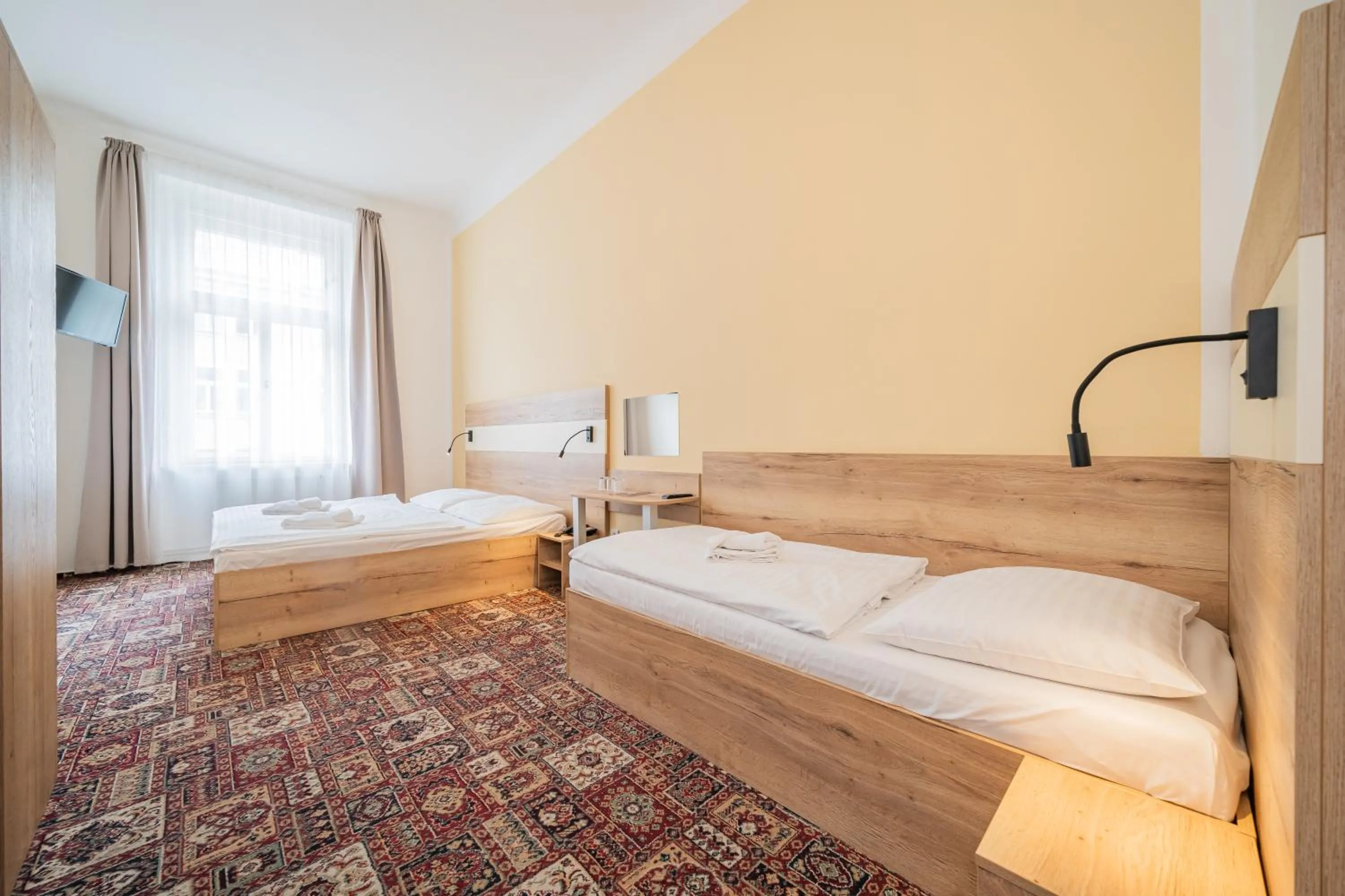 TV and multimedia, Bed in City Centre