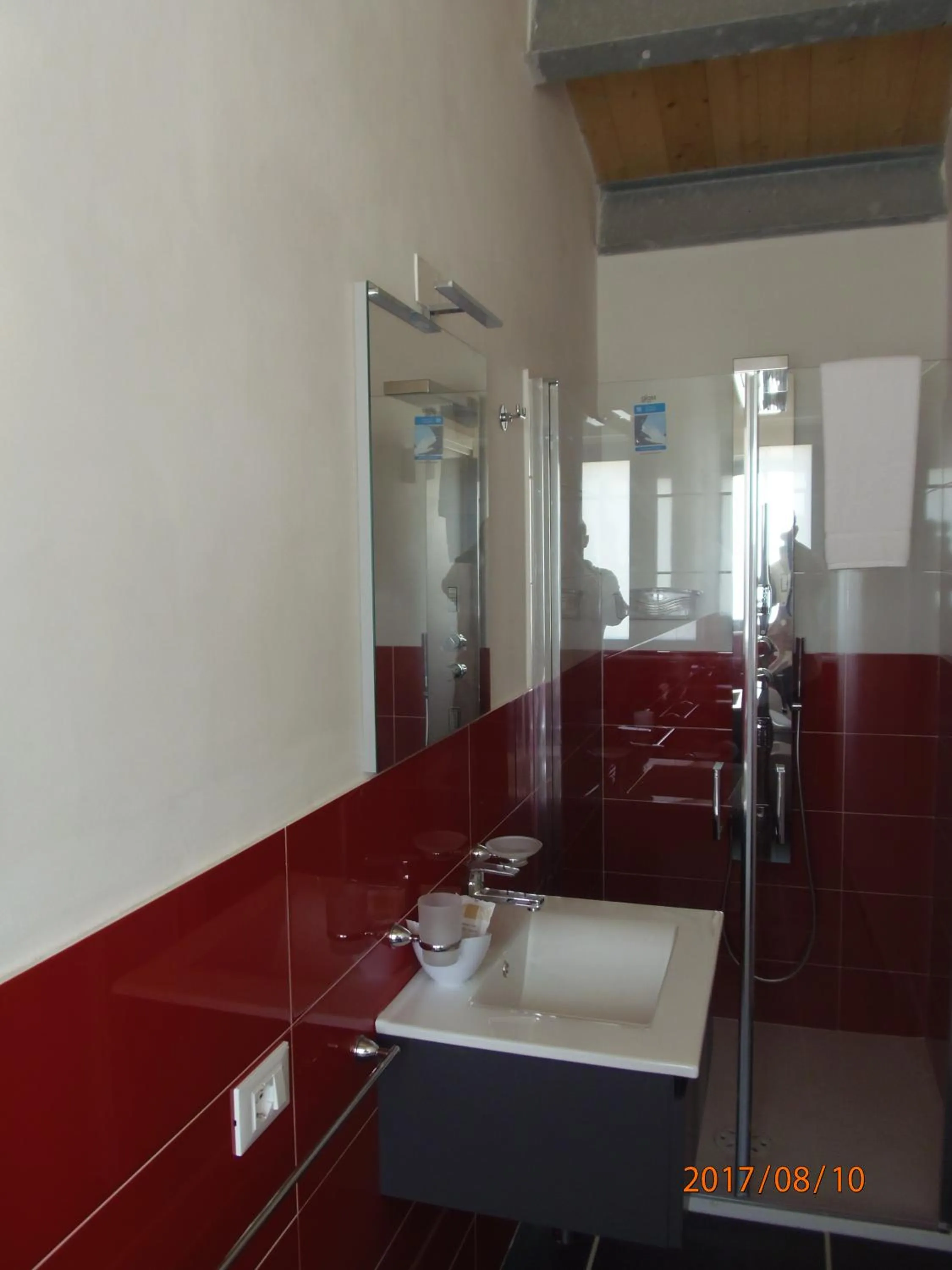 Shower in B&B Brezza Delle Egadi