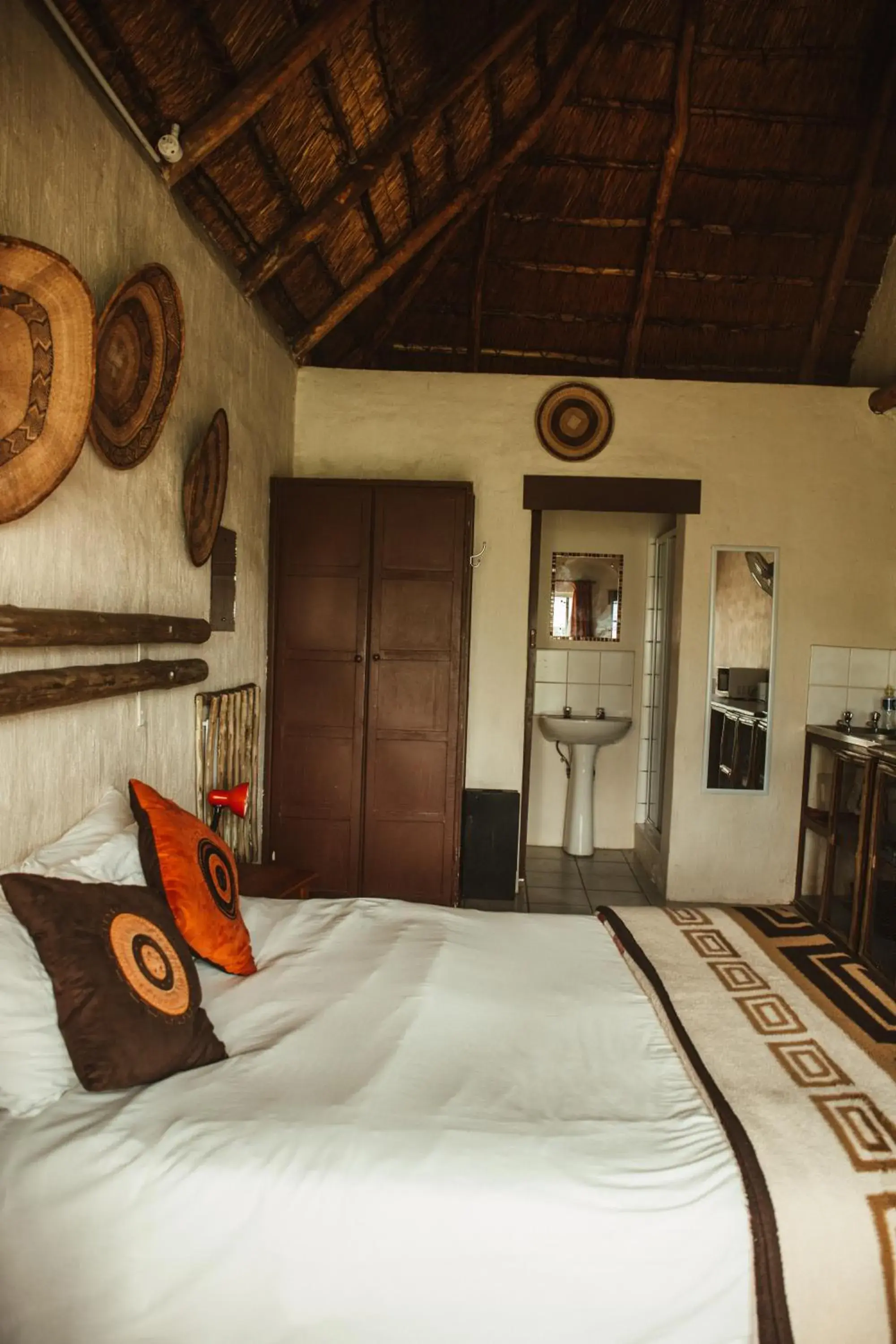 Double Room in Amphitheatre Backpackers Lodge Double Room in Amphitheatre Backpackers Lodge