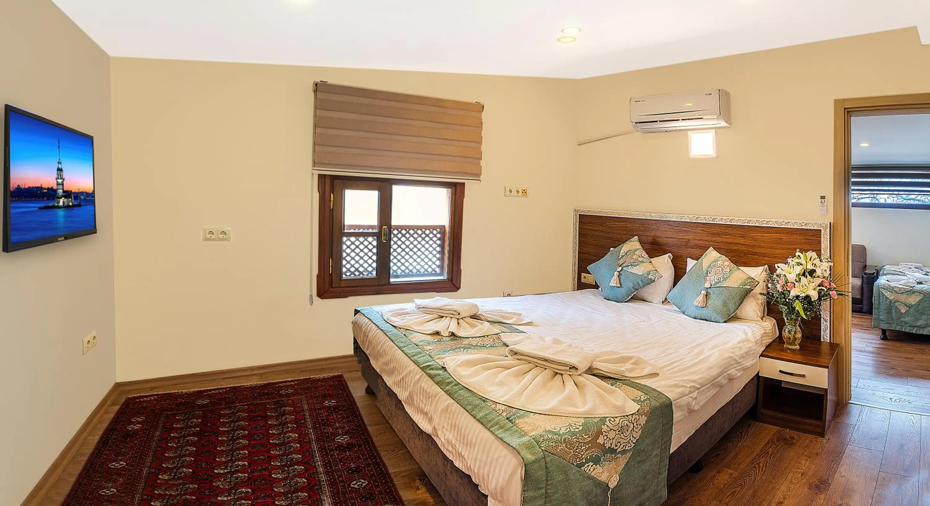 Bedroom, Bed in Sultan House