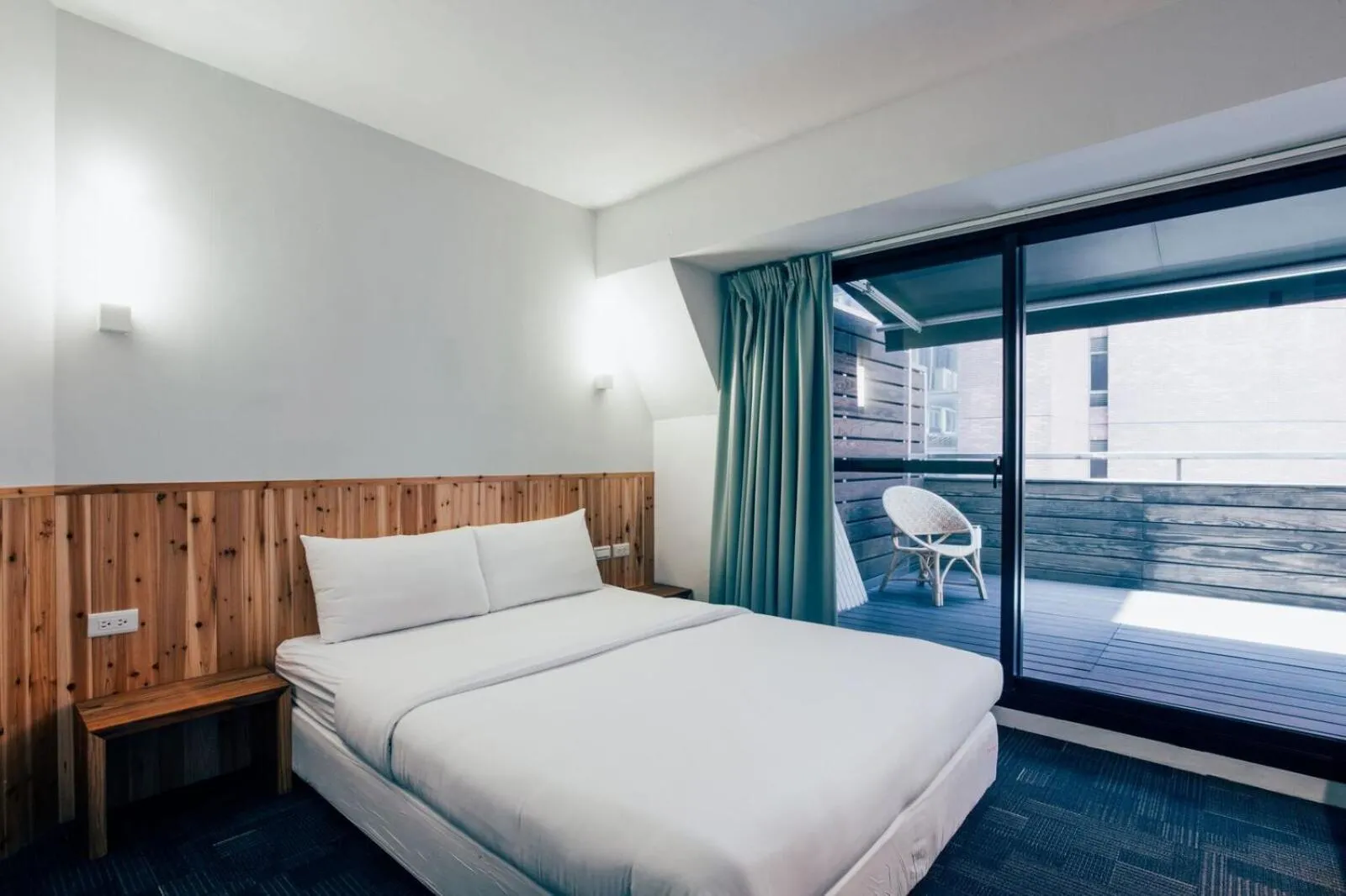 Balcony/Terrace, Bed in Star Hostel Taipei East