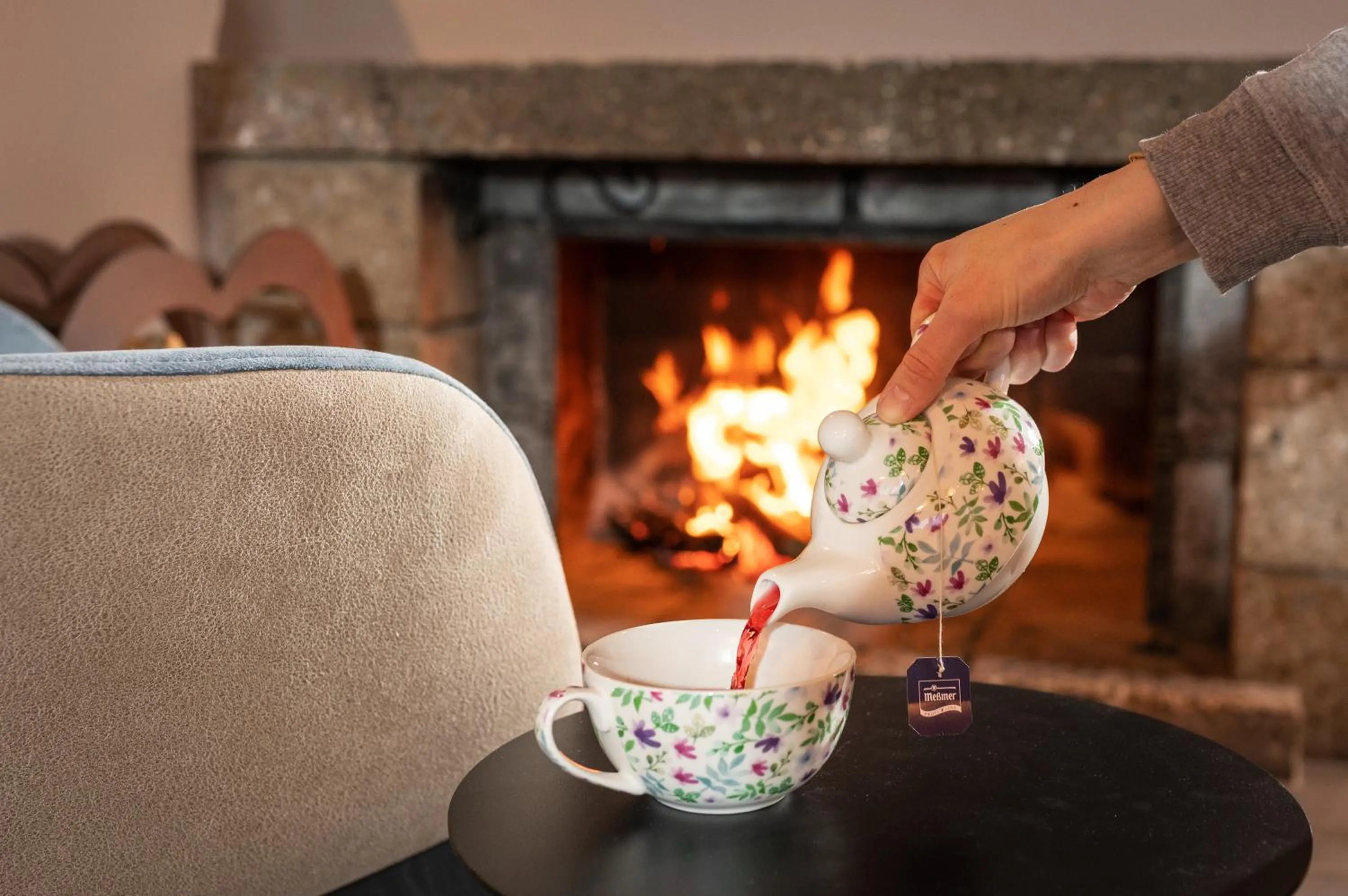 Lounge or bar in Hotel Alpina