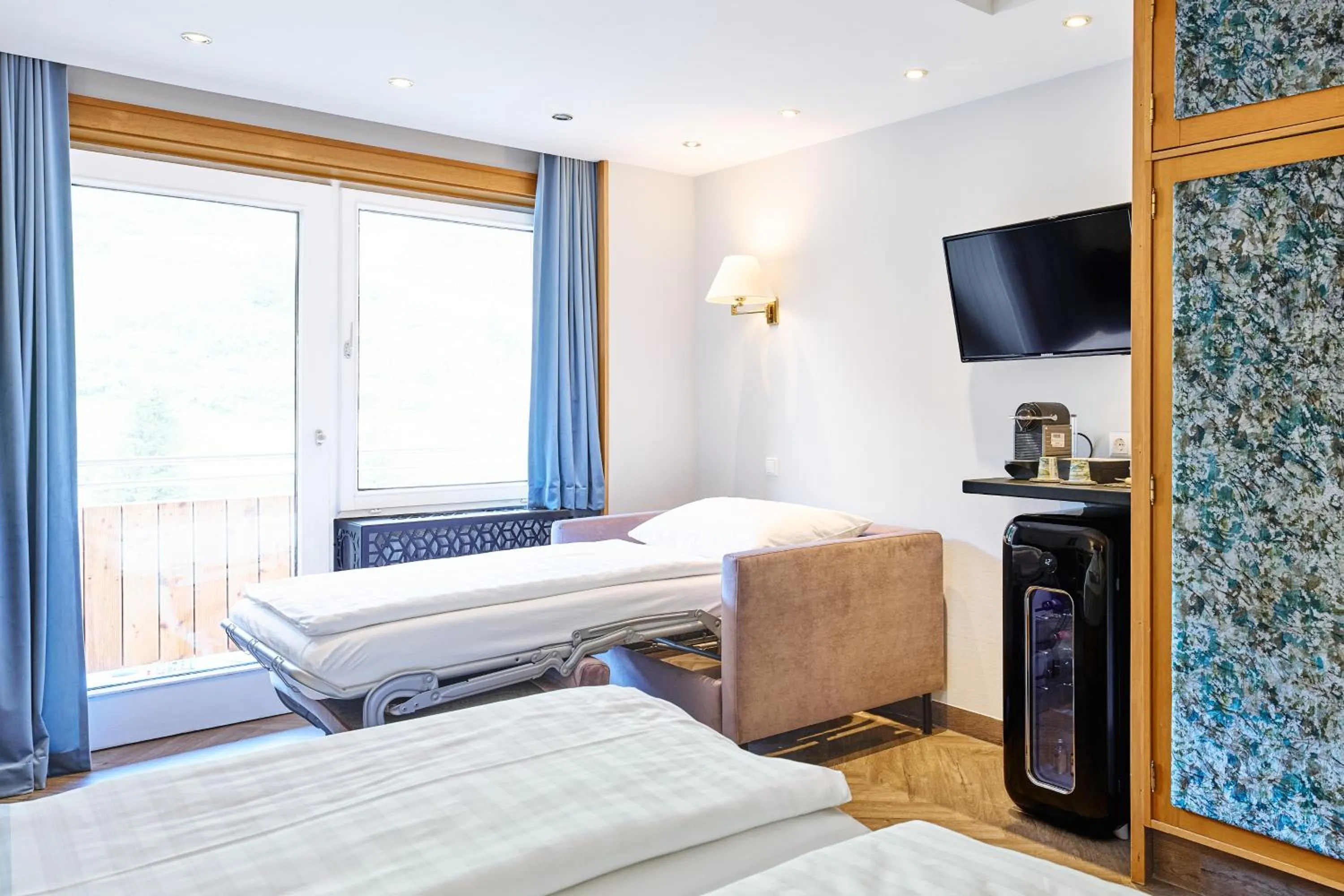 Photo of the whole room, Bed in Hotel Alpina