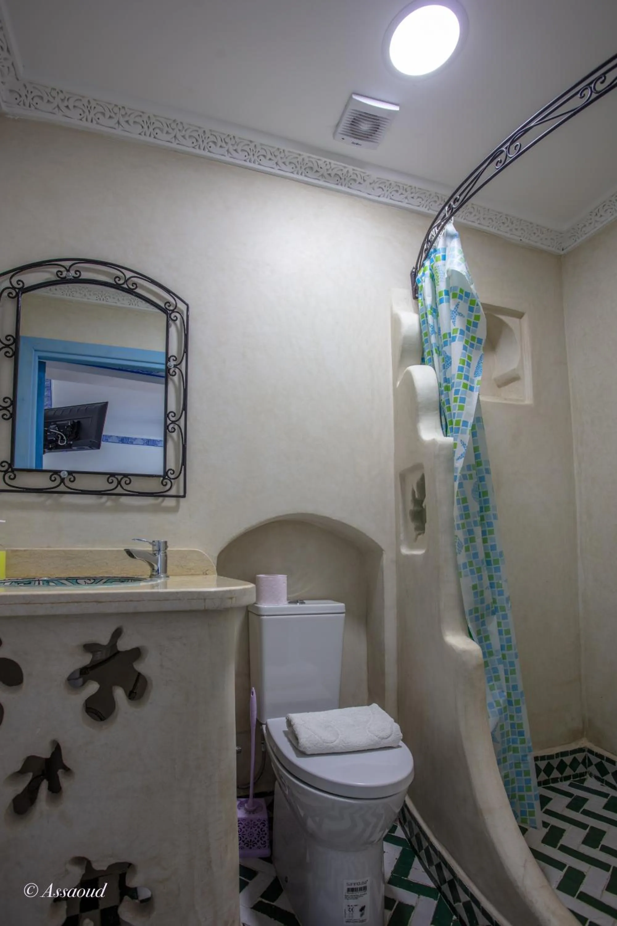 Toilet in Puerta Azul