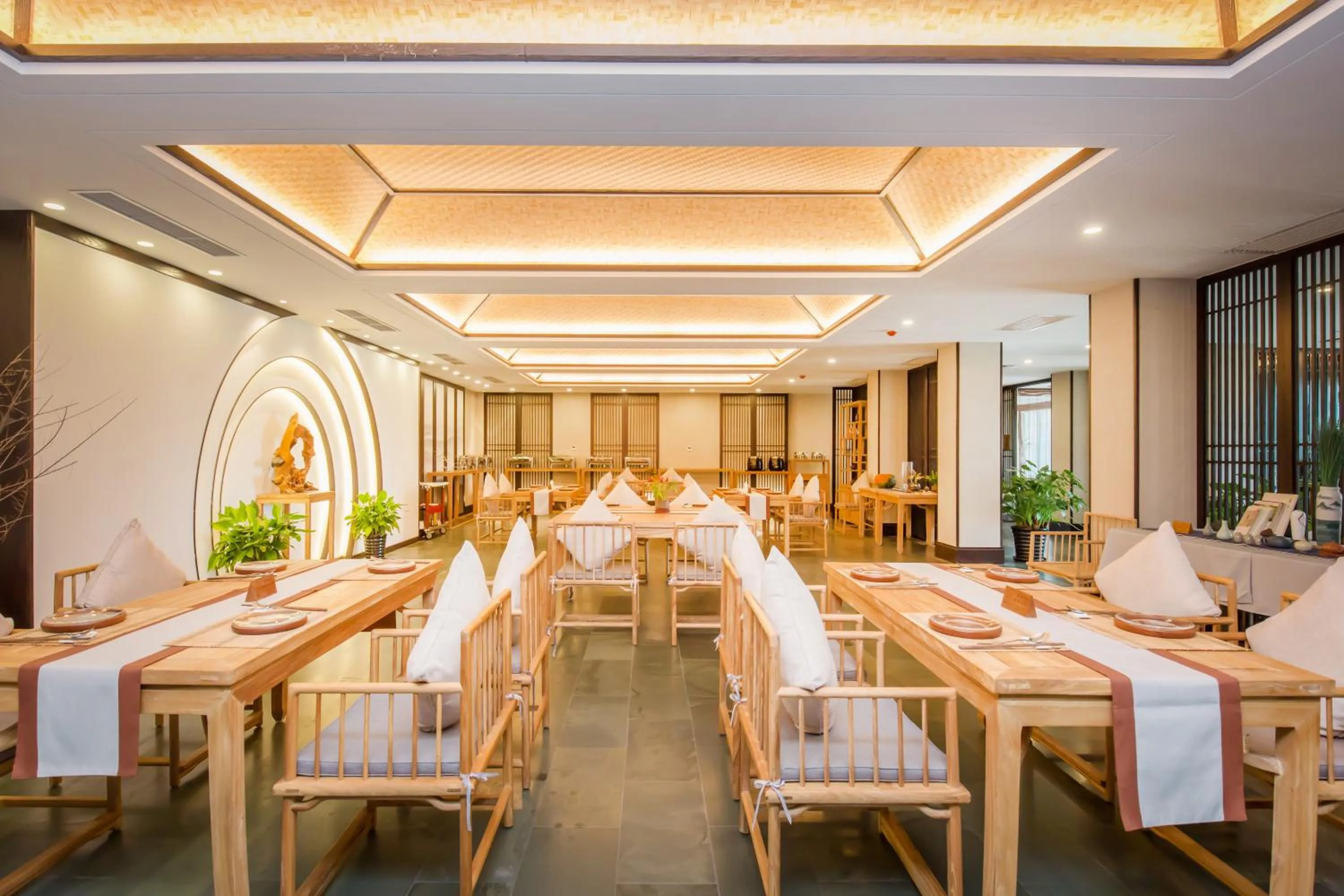 Restaurant/places to eat in Guan Sam Hotel