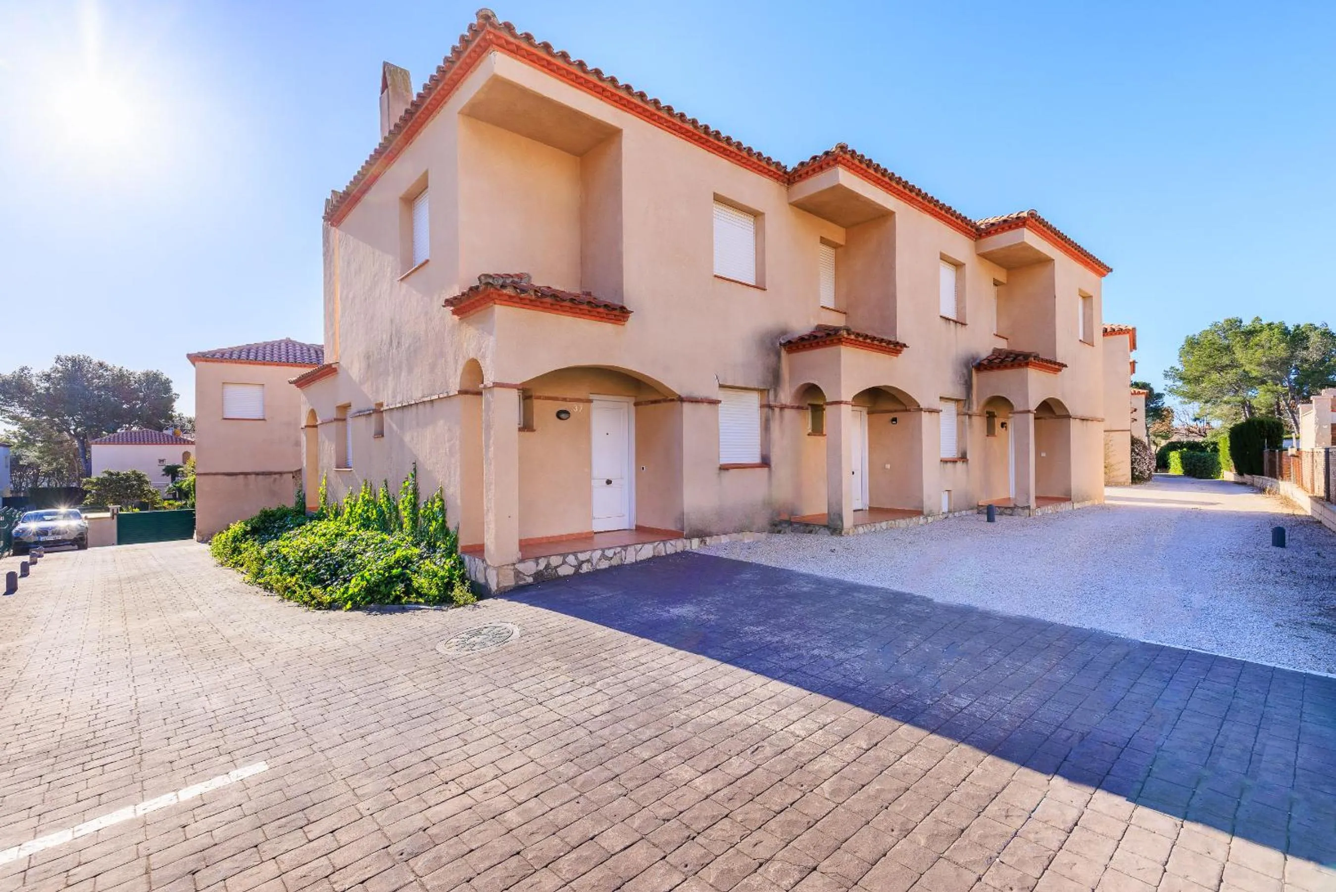 Property building in Rentalmar Brisas