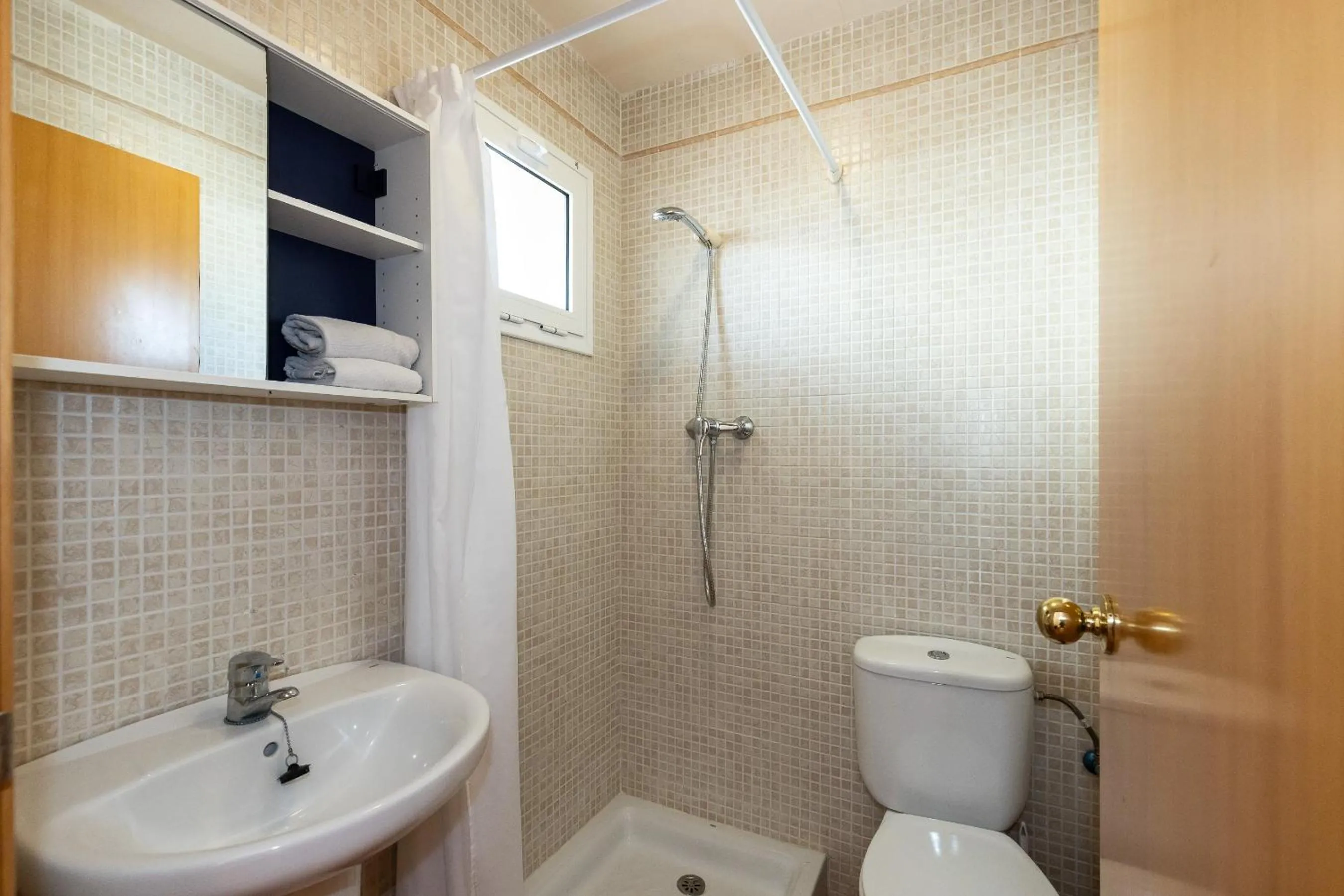 Shower in Rentalmar Brisas