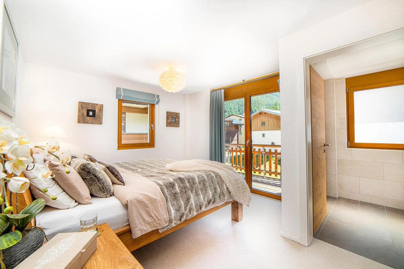 Bed in Sonnegg Penthouse