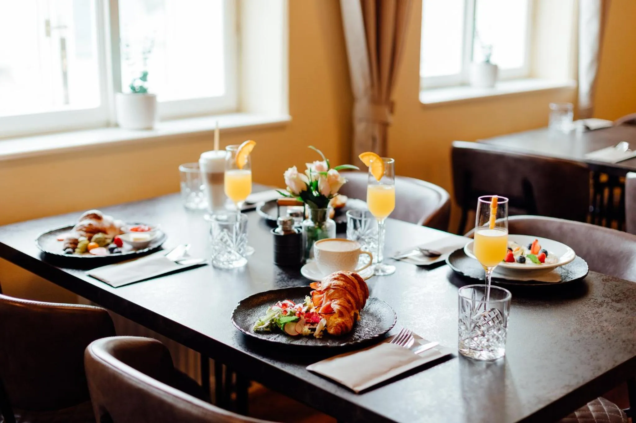 Restaurant/places to eat in Hotel Glaus