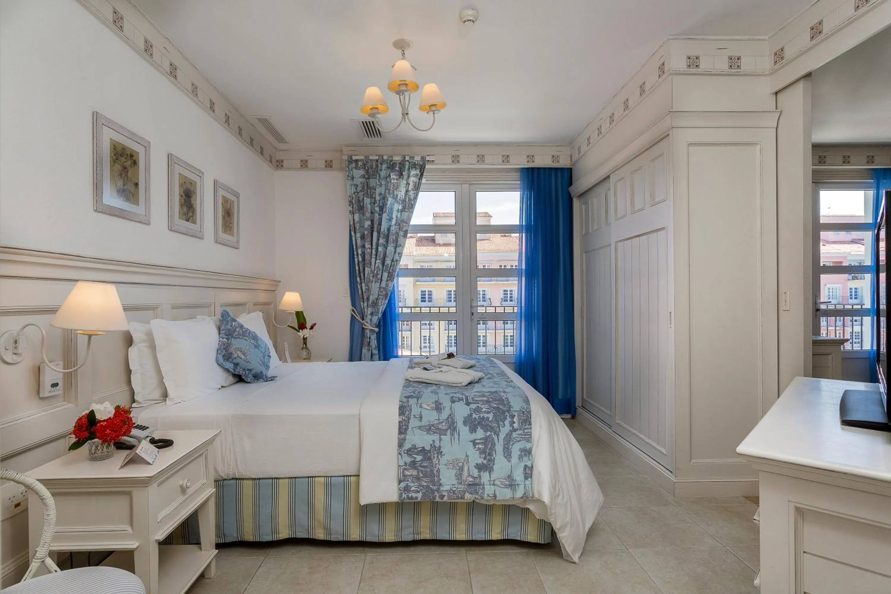 Superior Suite - single occupancy in IL Campanario Villaggio Resort - OFICIAL