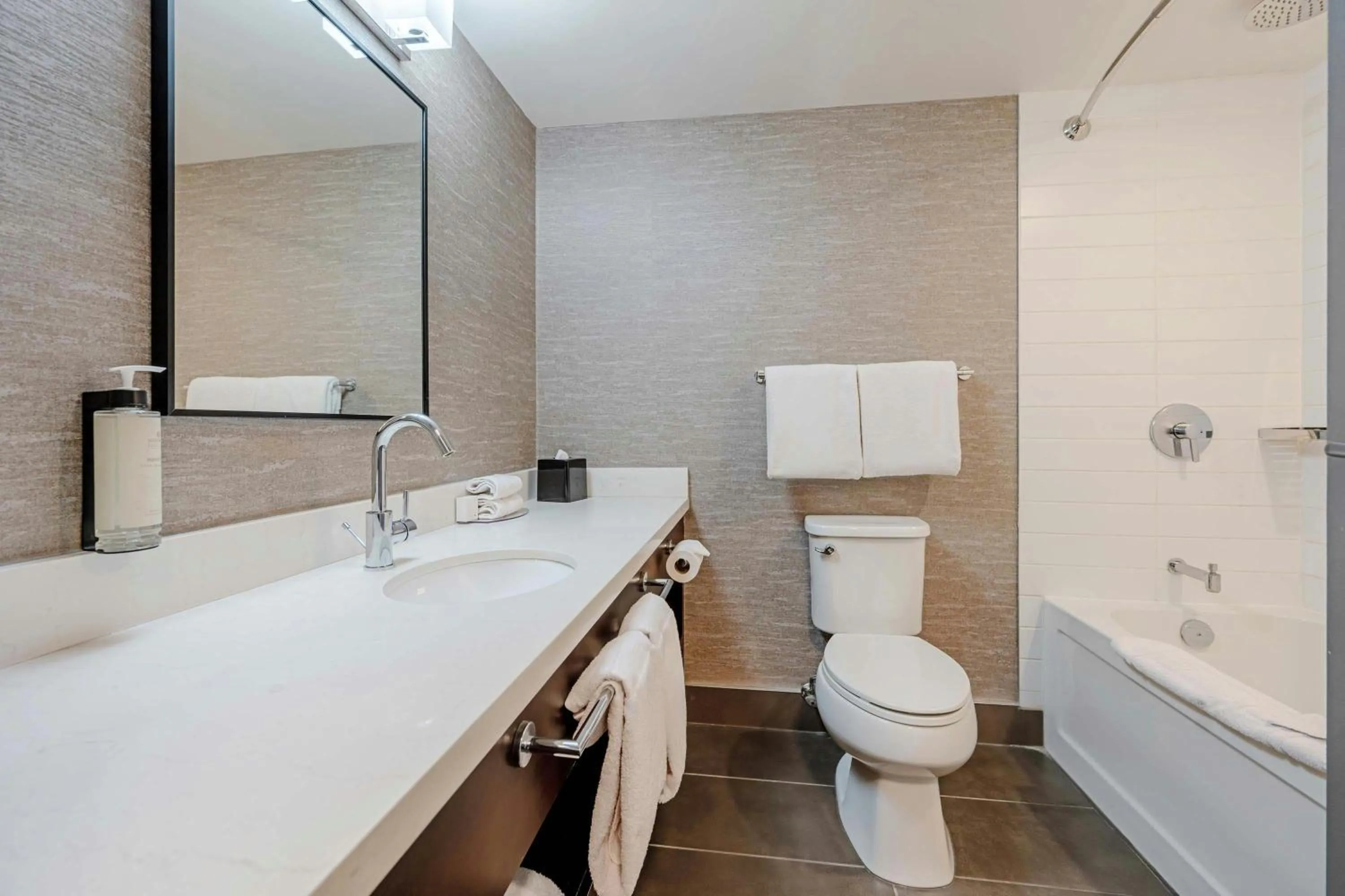 Bathroom in Sandman Signature Mississauga Hotel