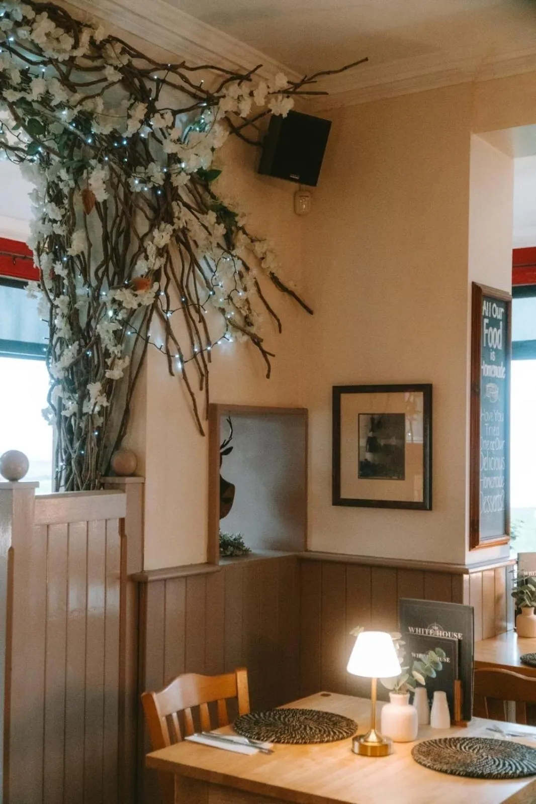 Dining area in The White House Inn - Whitby